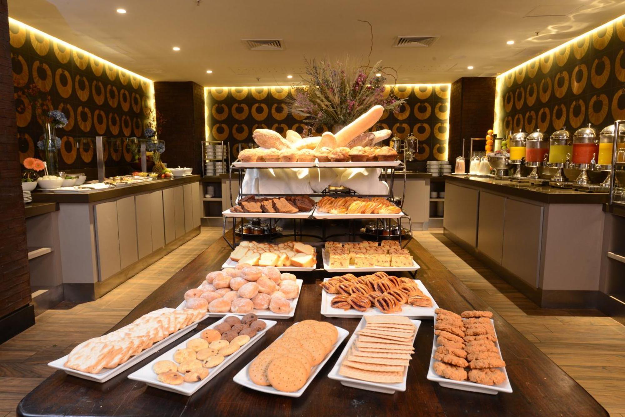 Intercontinental By Ihg Hotel 5*