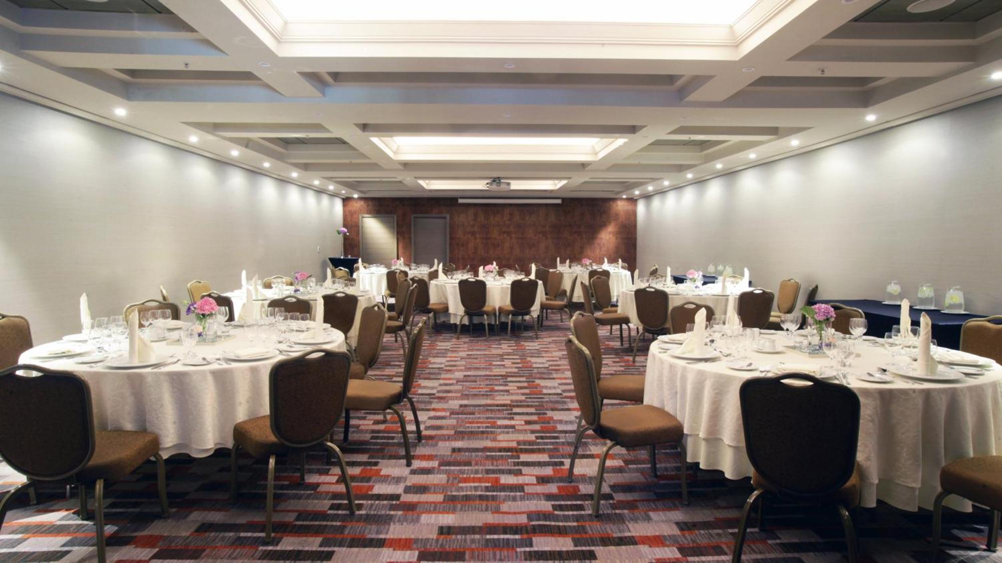 Intercontinental By Ihg Hotel