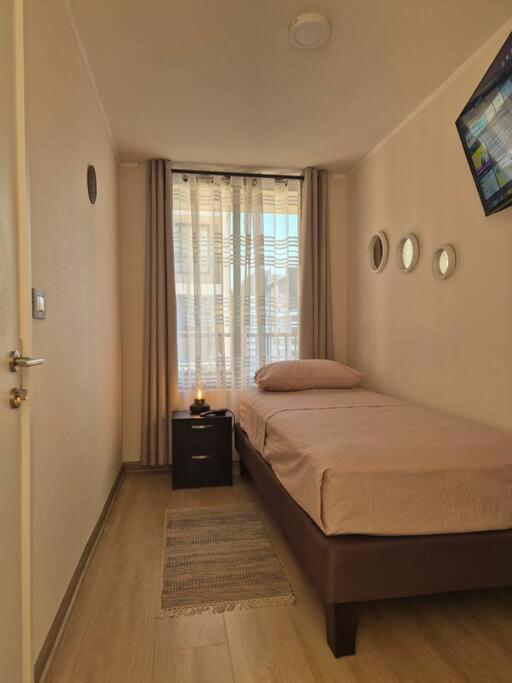 Con Bano Privado En Depto Compartido Guest house Santiago