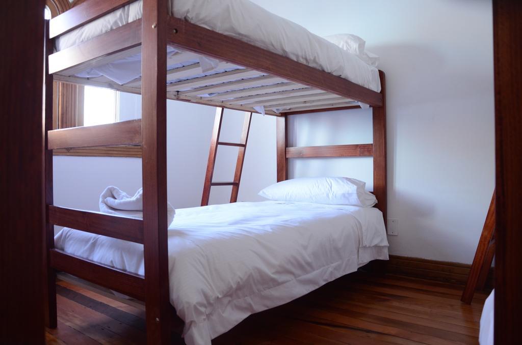 Bellas Artes Hostal