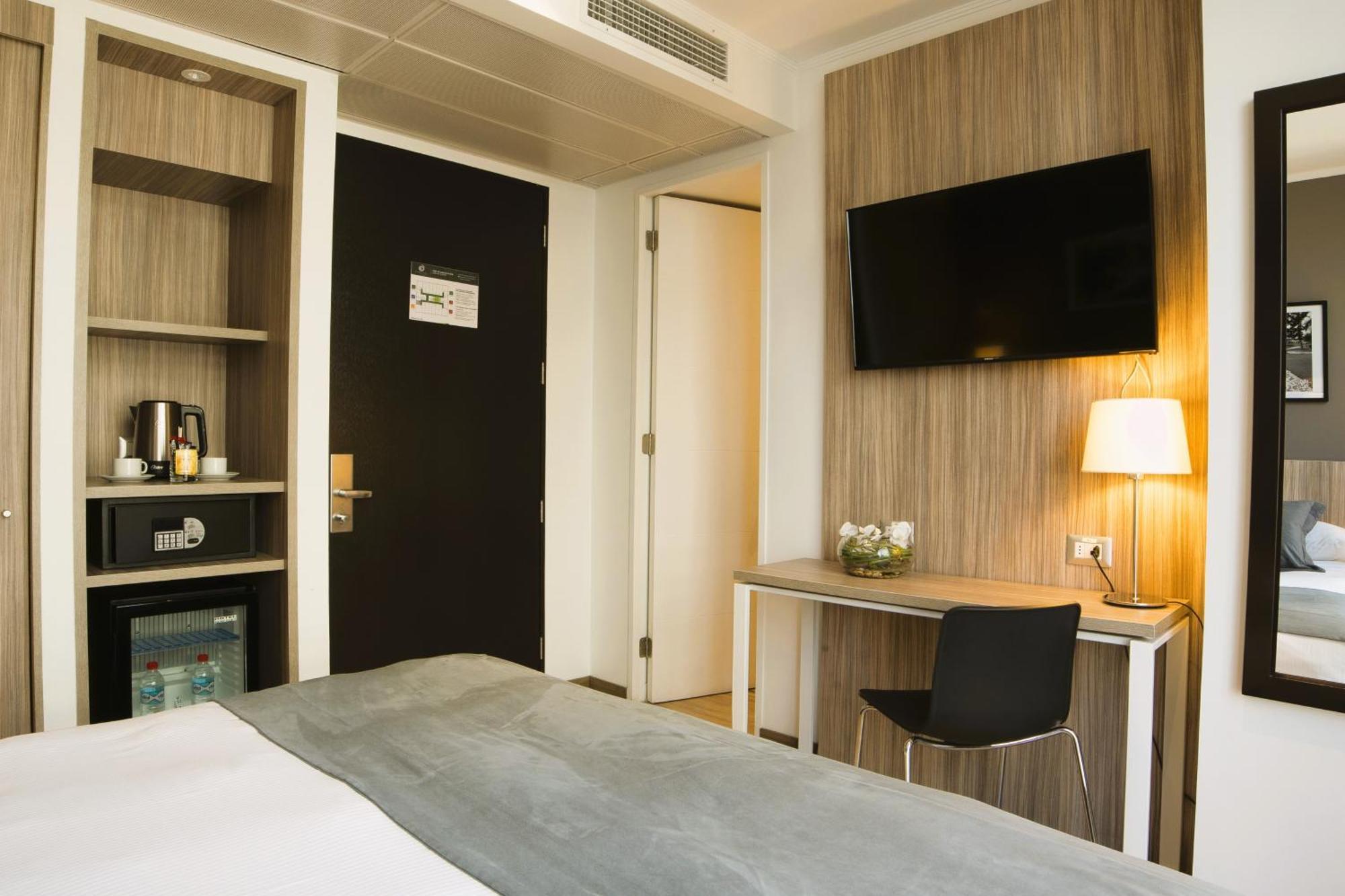 Hotel Capital Bellet Santiago