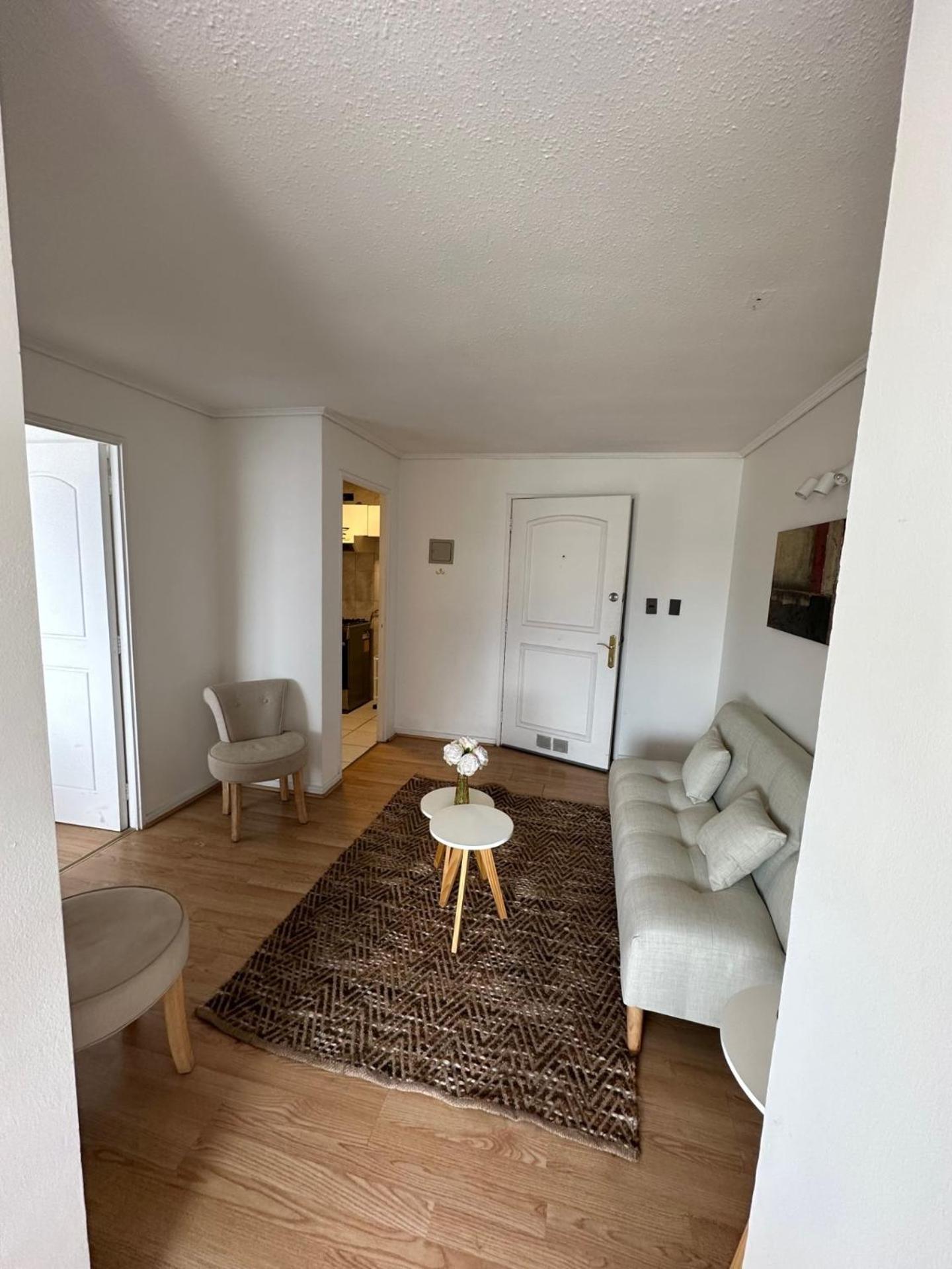 Depto Condes-est Espanol Homestay *