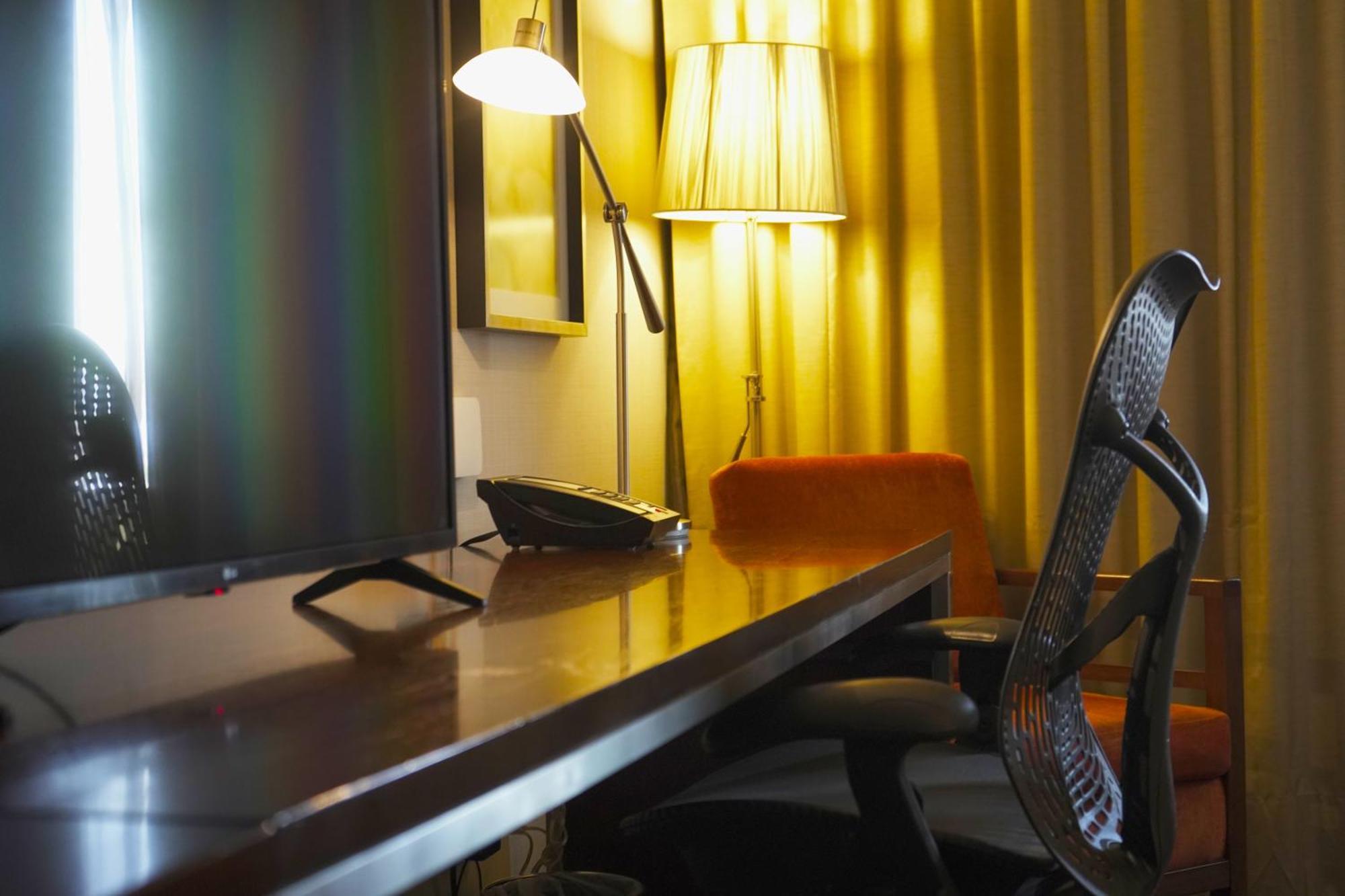 Hilton Garden Airport 3*
