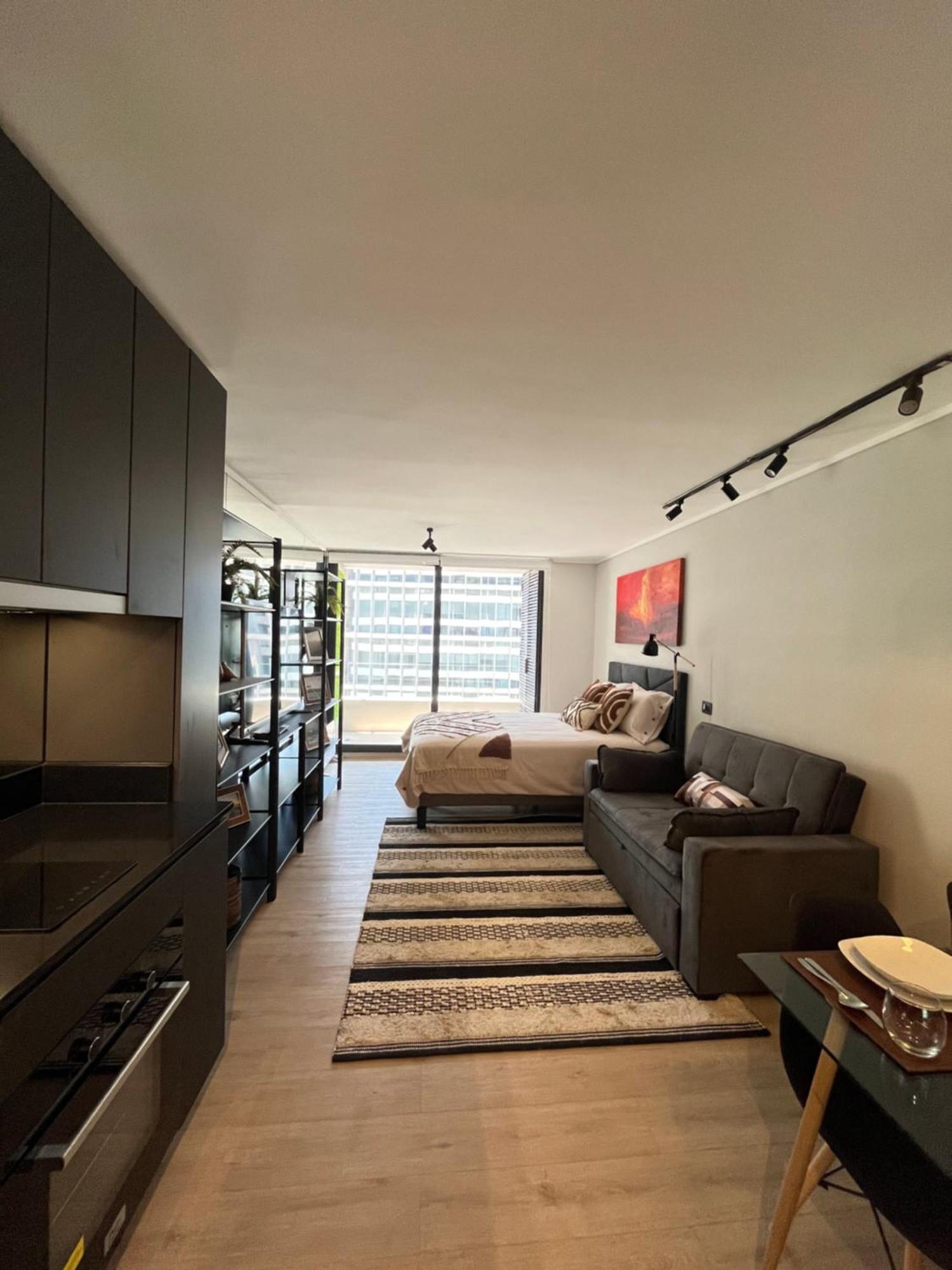 Lindo Departamento A Pasos De Clinica Condes 2