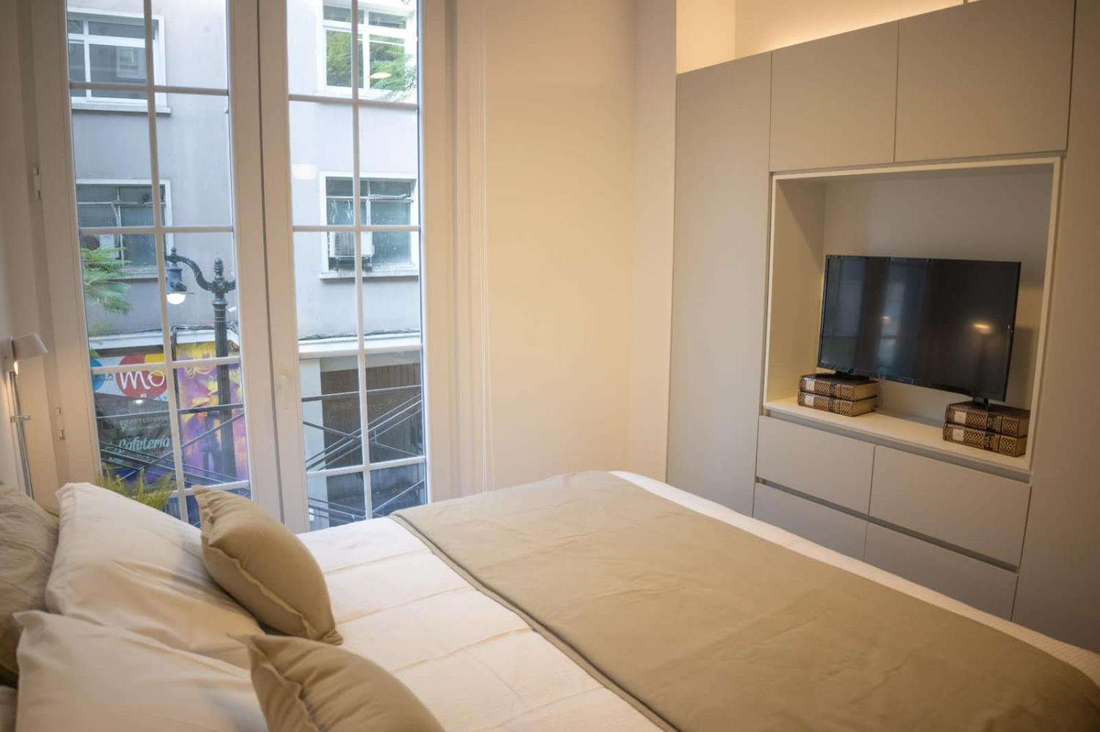 Apartment Hom I En La Calle Monjitas Corazon De *