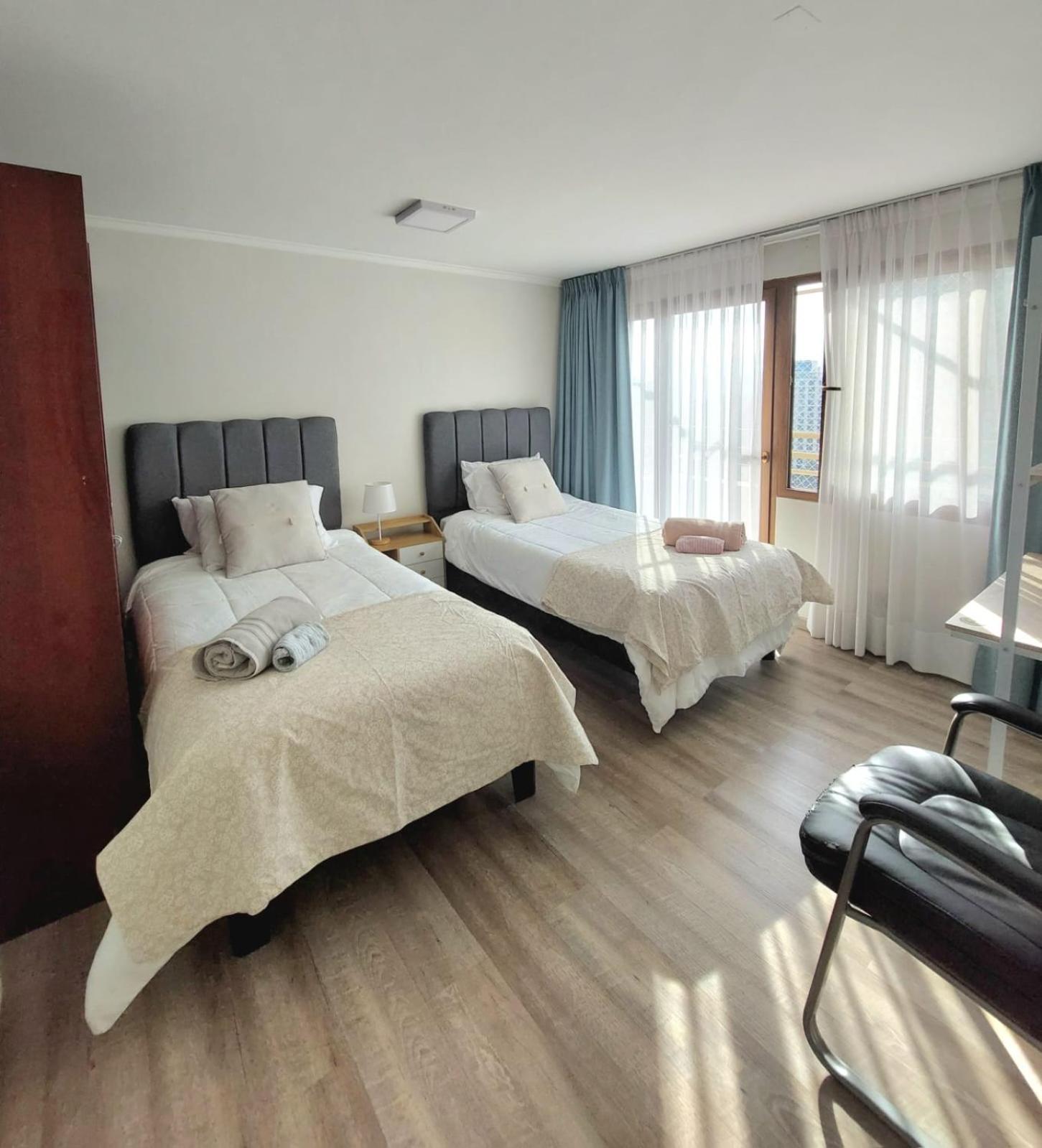 Apartment Hermoso Depto En Condes Parque Arauco, 10 Personas Santiago