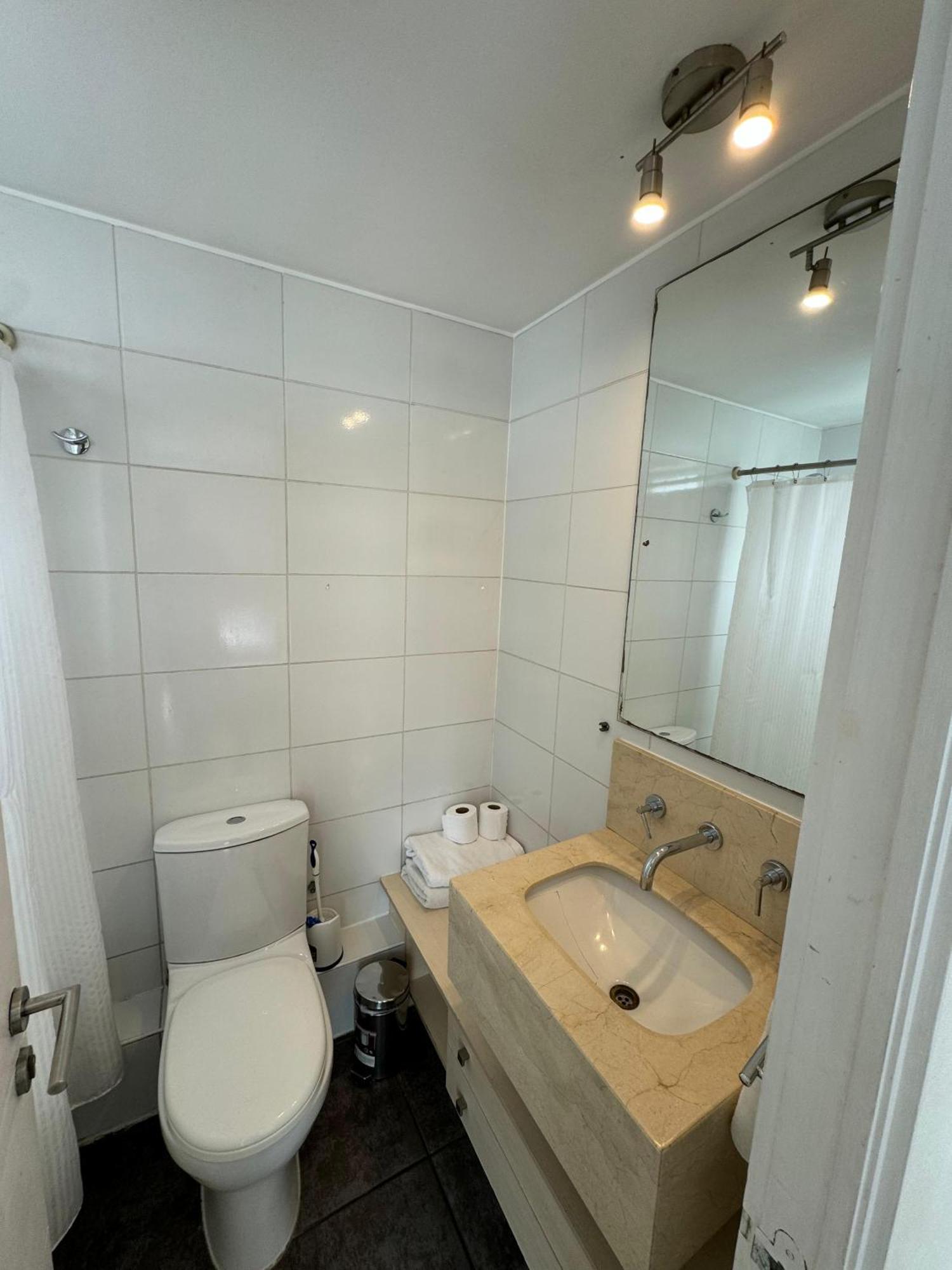 Lyon Khách sạn hẻo lánh Santiago