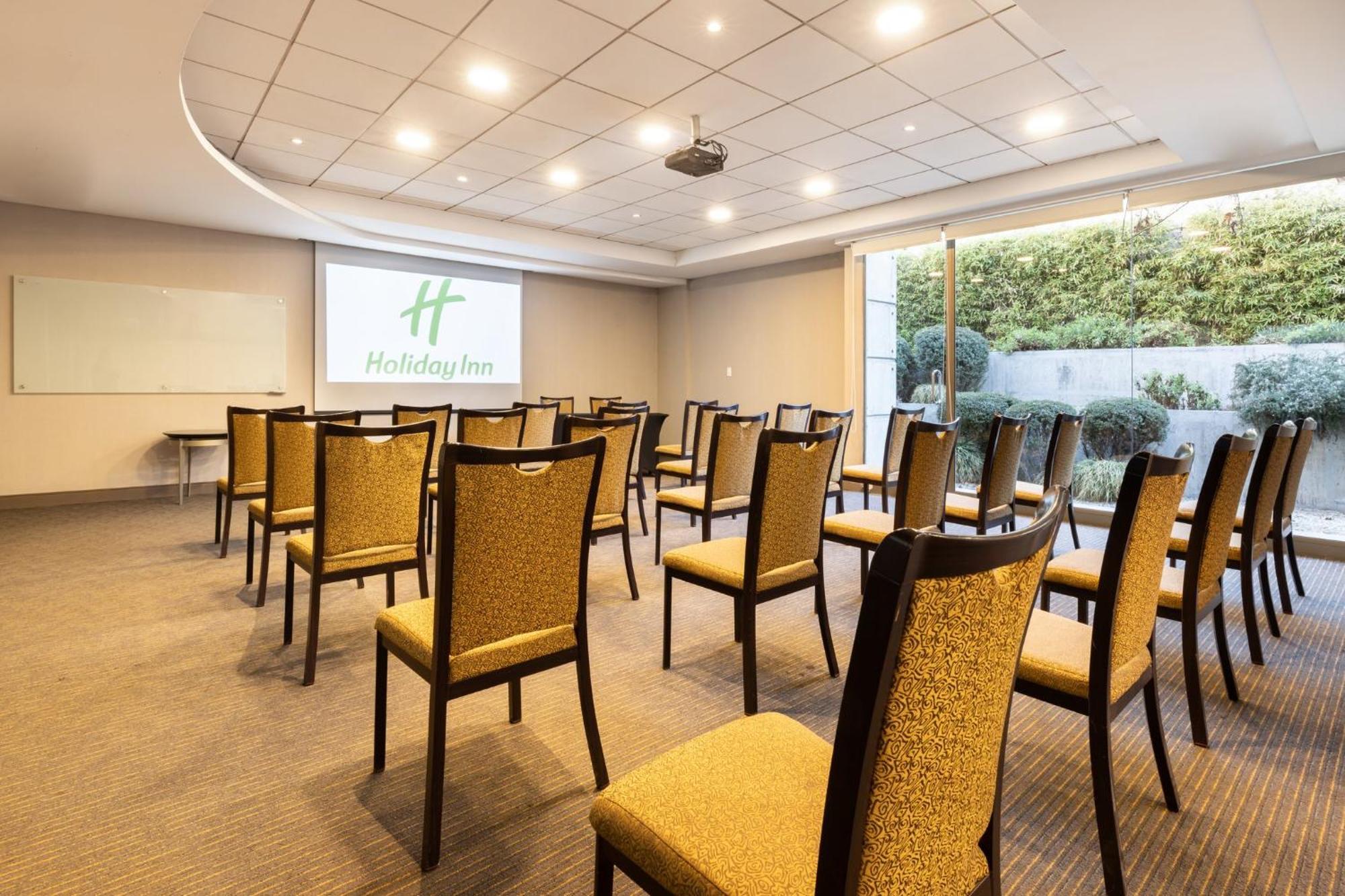 - Airport Terminal By Ihg 4* Santiago