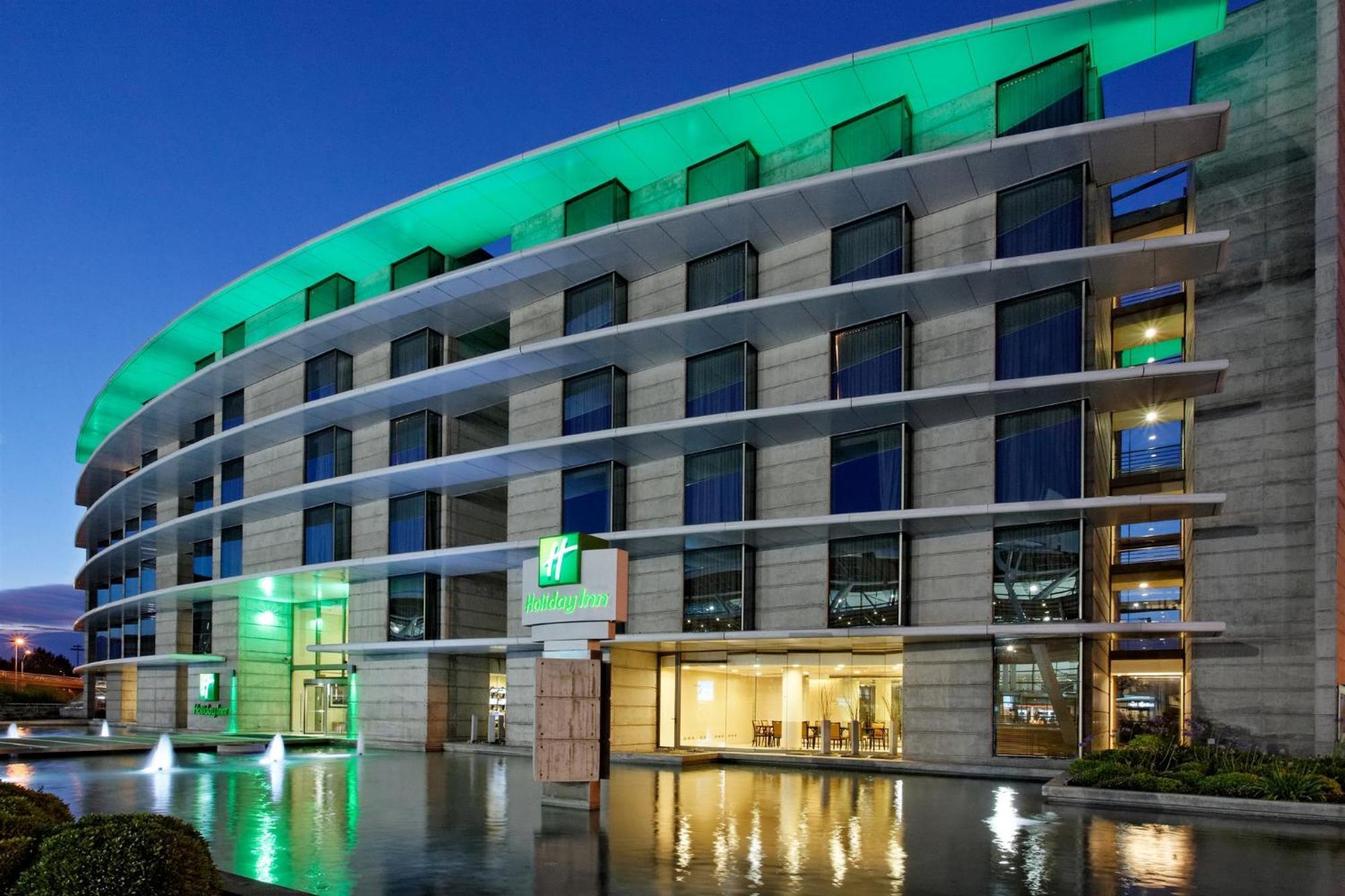 Hotel - Airport Terminal By Ihg Santiago