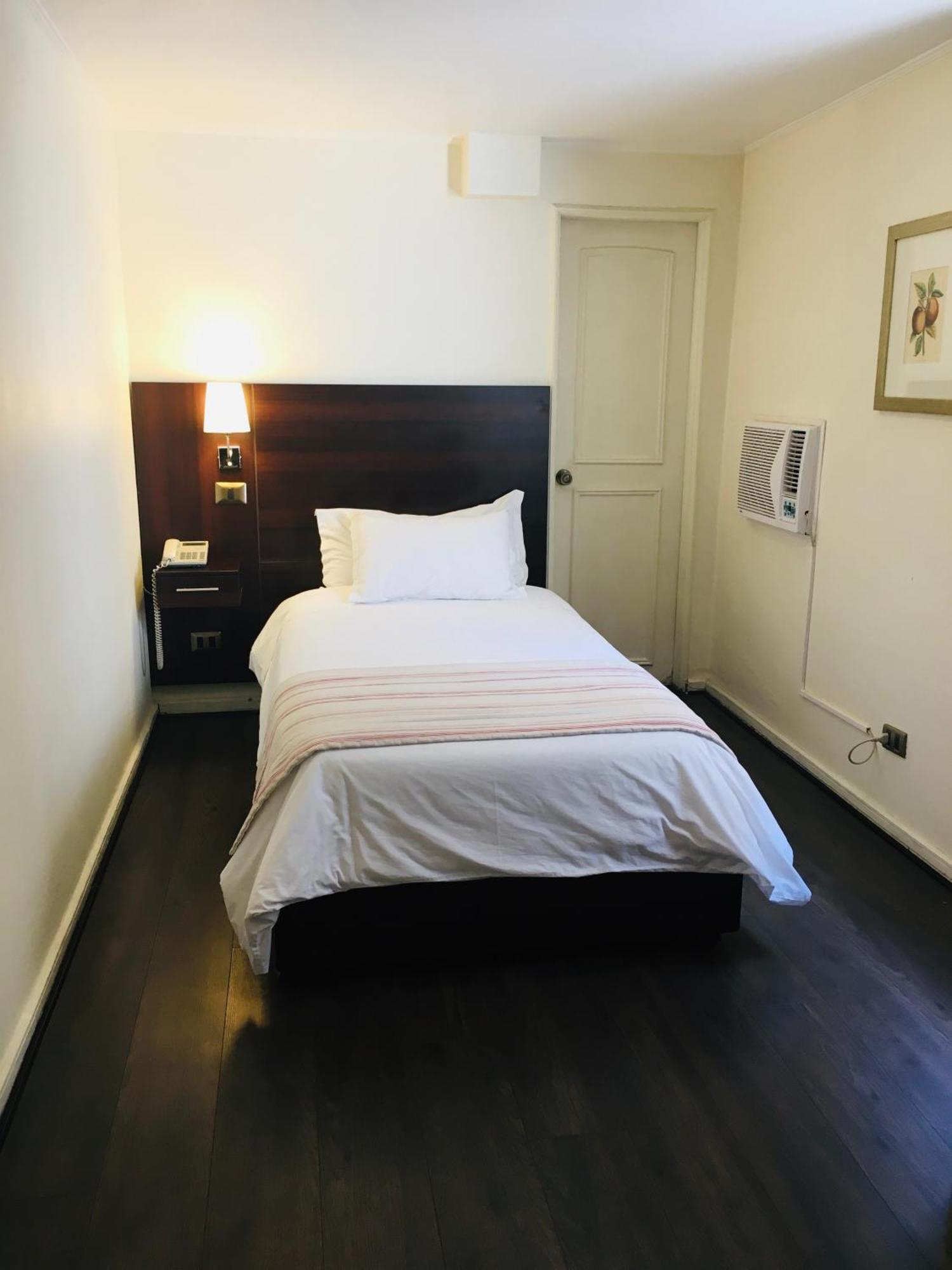 Mr Express Hotel Santiago