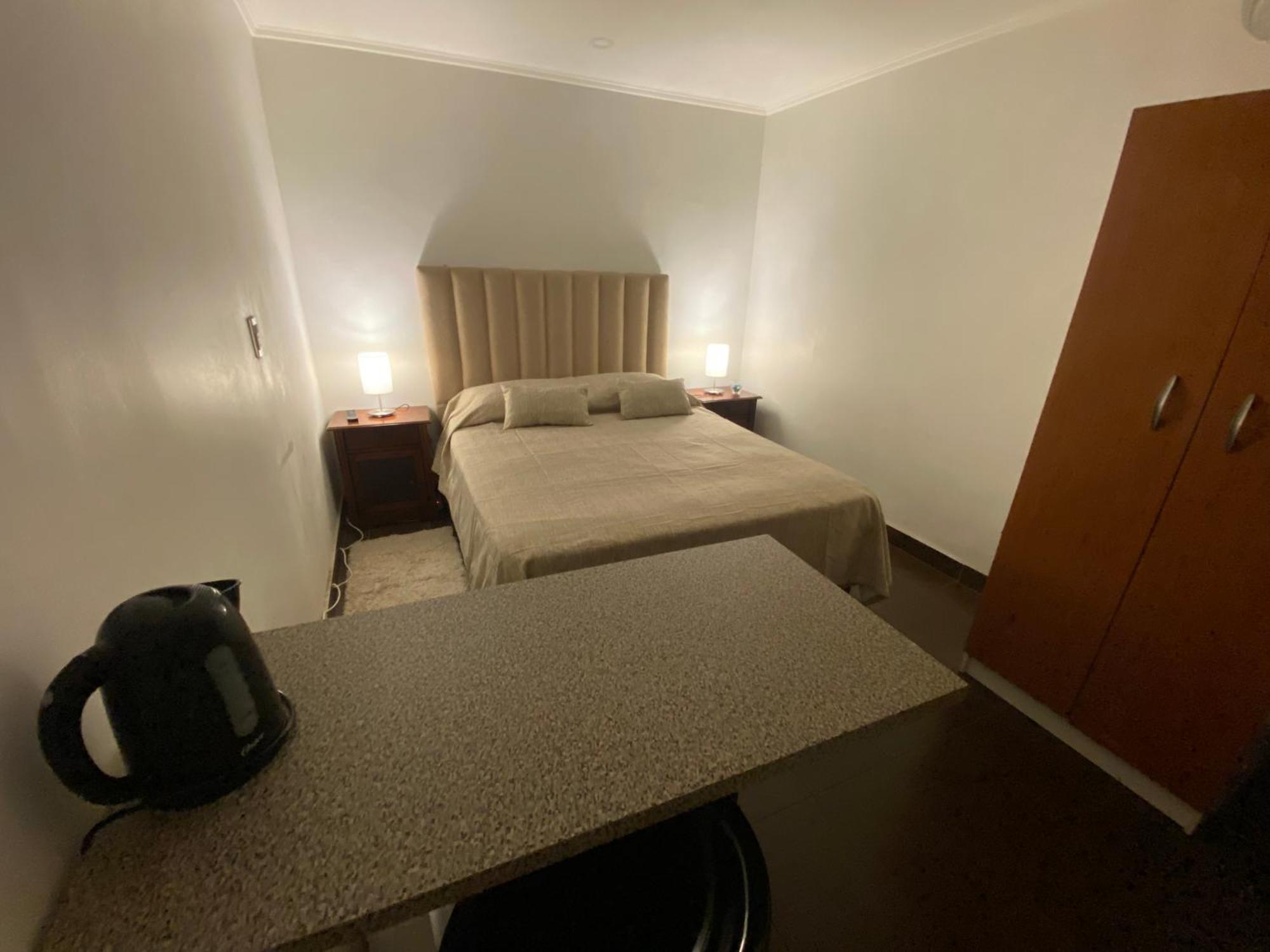 Guest house Hostal Regina