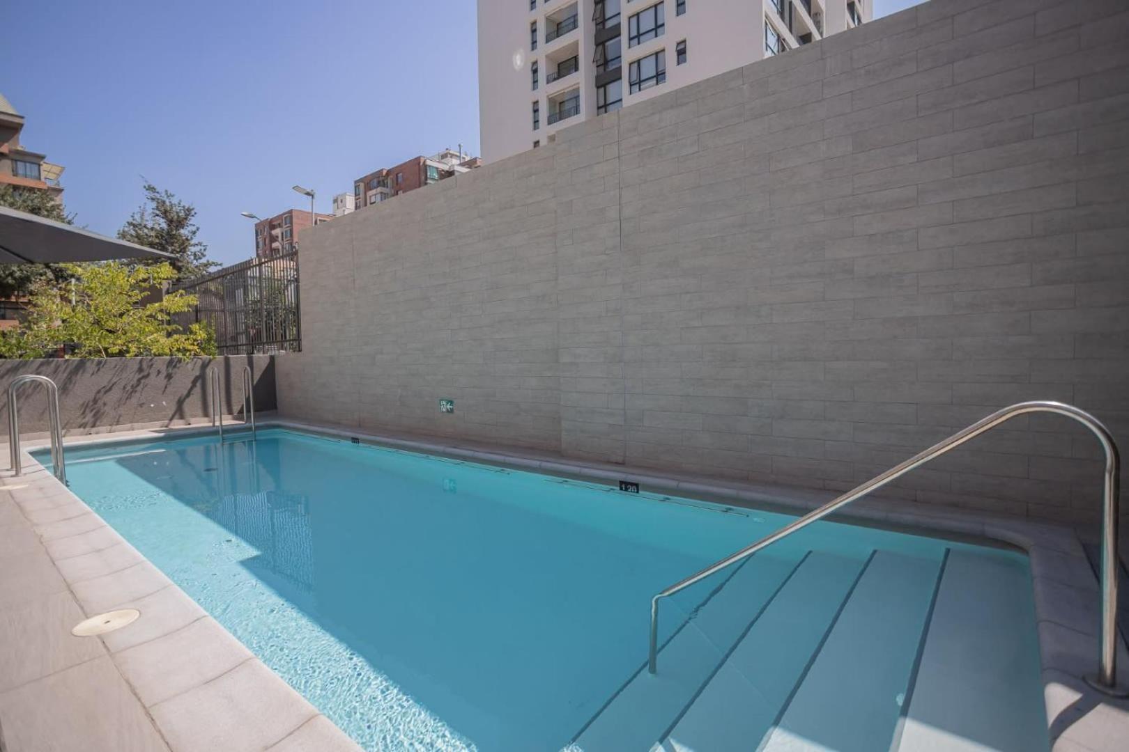 Disfruta De Un Moderno Depto Con Piscina Y Gym
