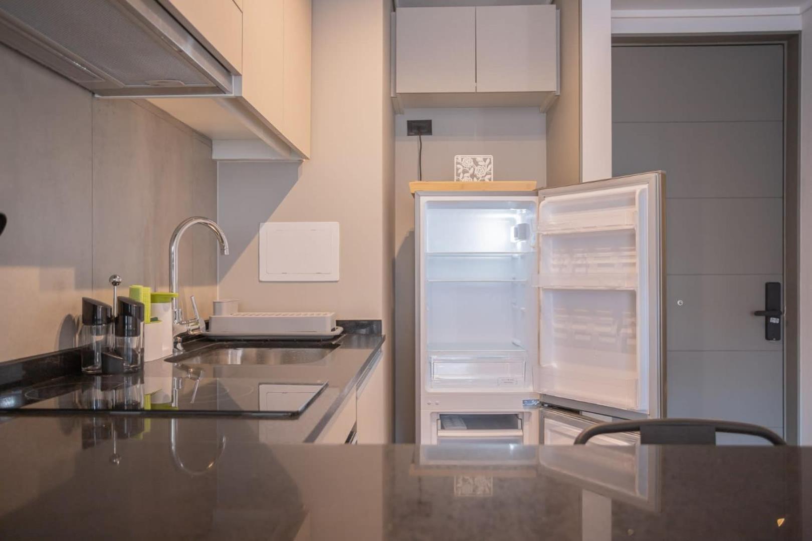 Disfruta De Un Moderno Depto Con Piscina Y Gym Apartamento *
