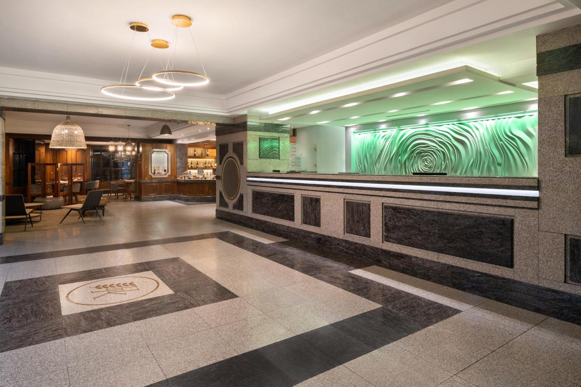 Khách sạn Wyndham Garden Kennedy 4*
