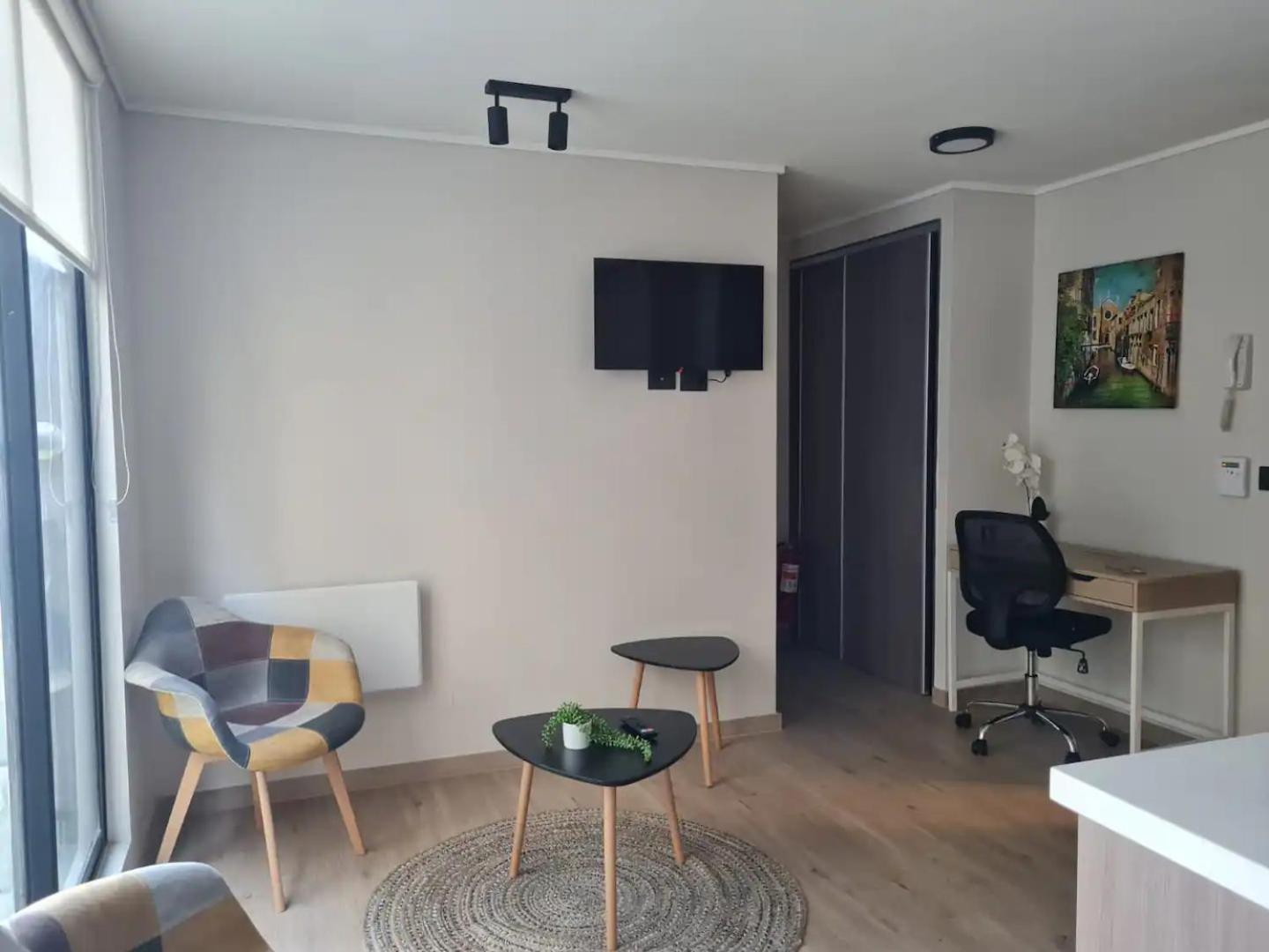 Eldepto Padre Mariano Apartment