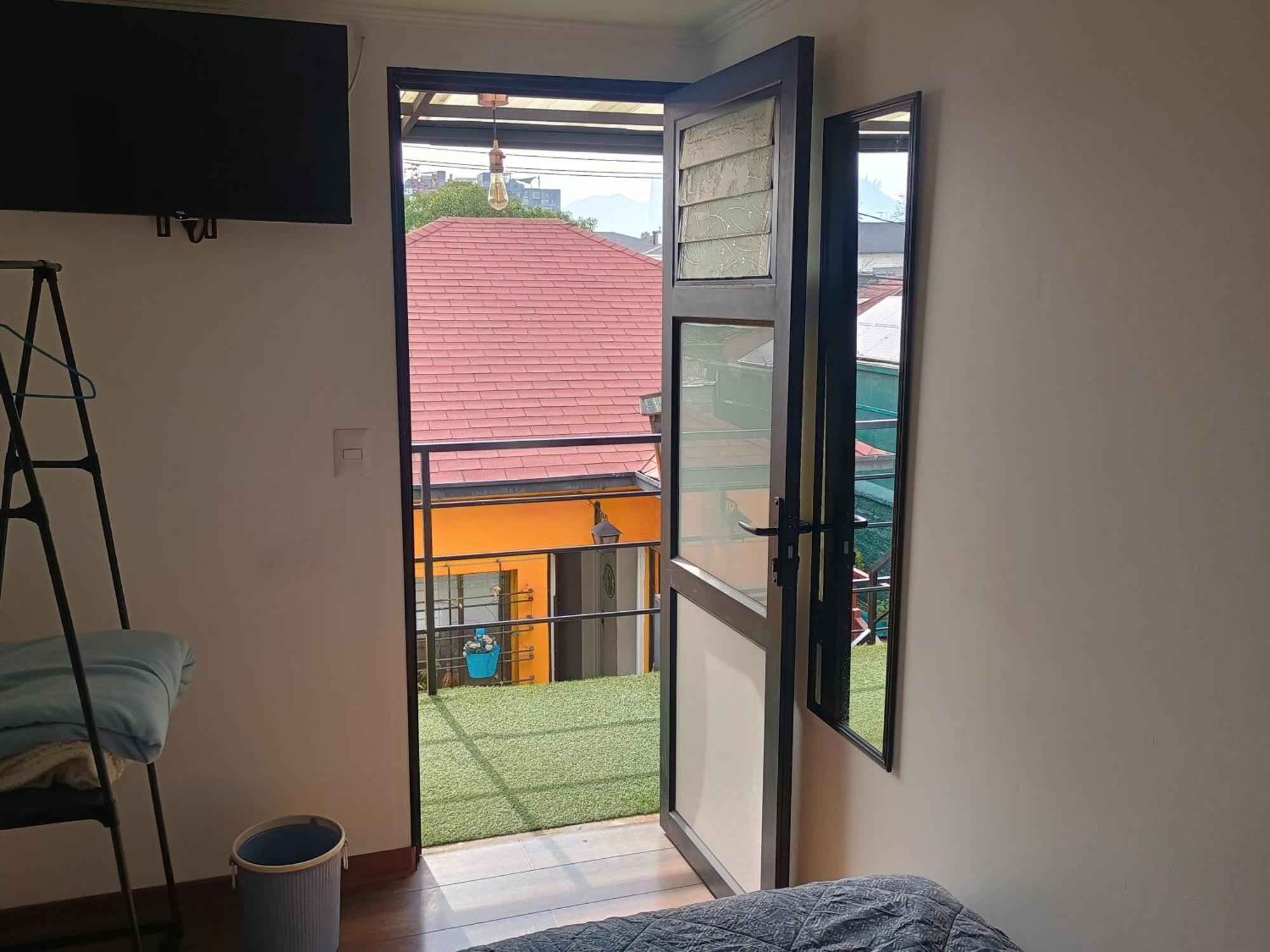 Homestay La Casa Del Puente *