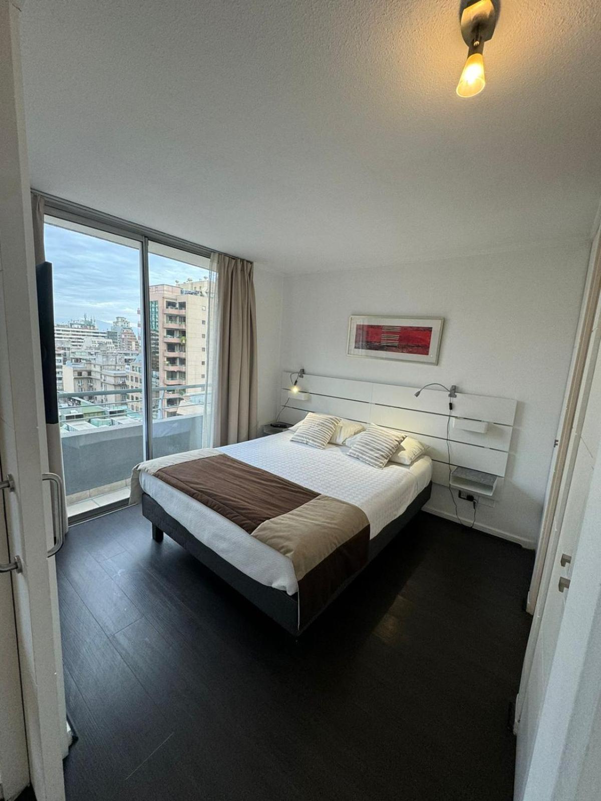 Khách sạn hẻo lánh Lyon 3*