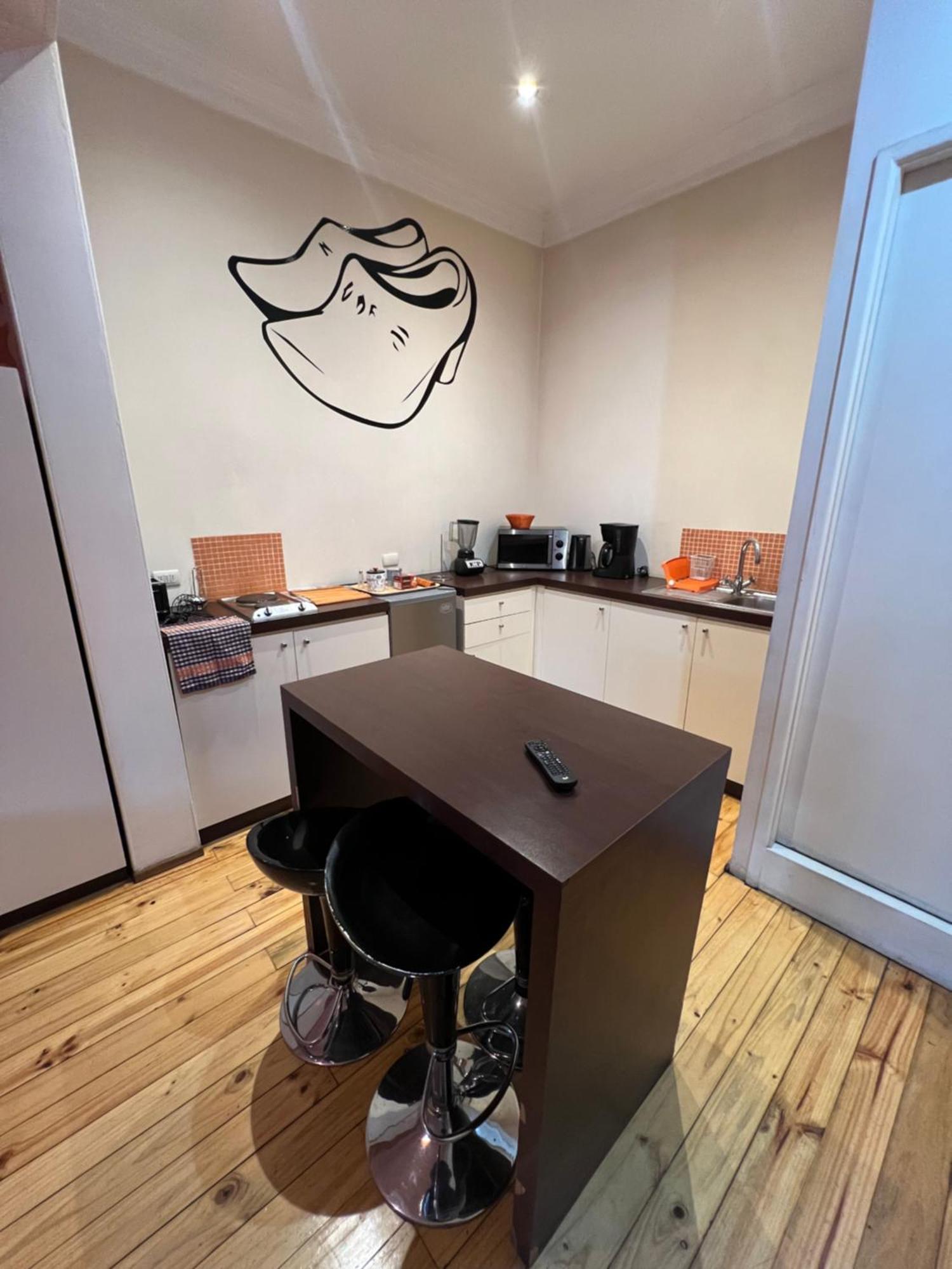 Khách sạn hẻo lánh Amstelhuis Providencia Baquedano *