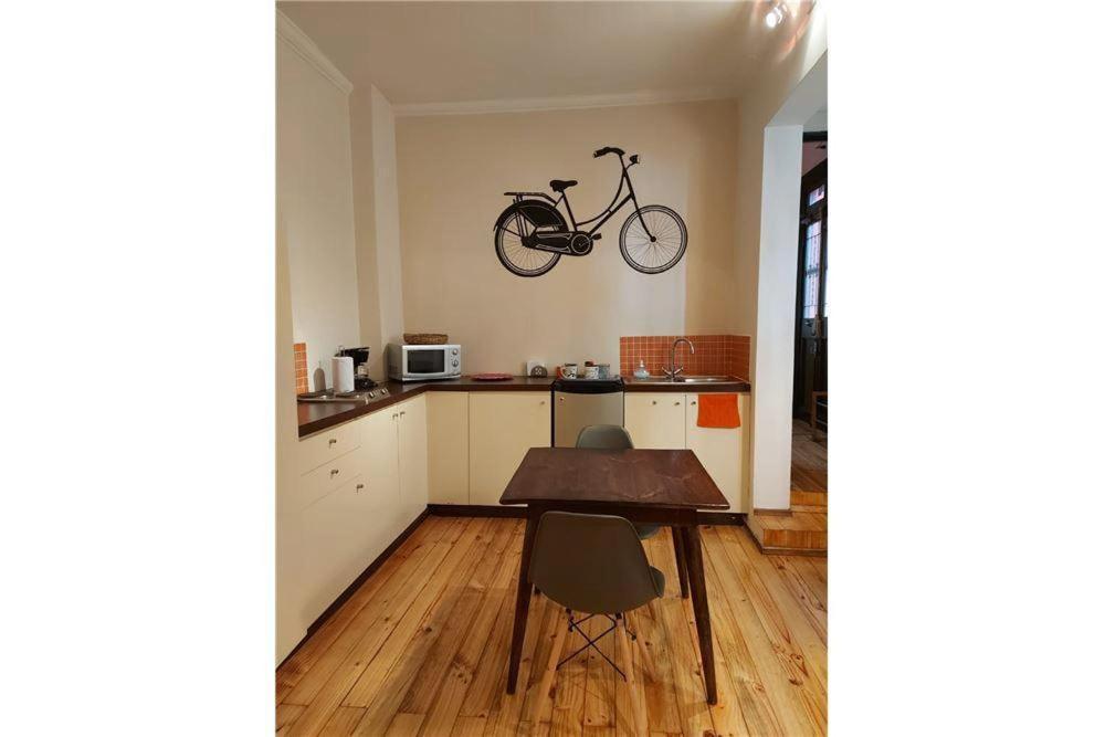 Khách sạn hẻo lánh Amstelhuis Providencia Baquedano *