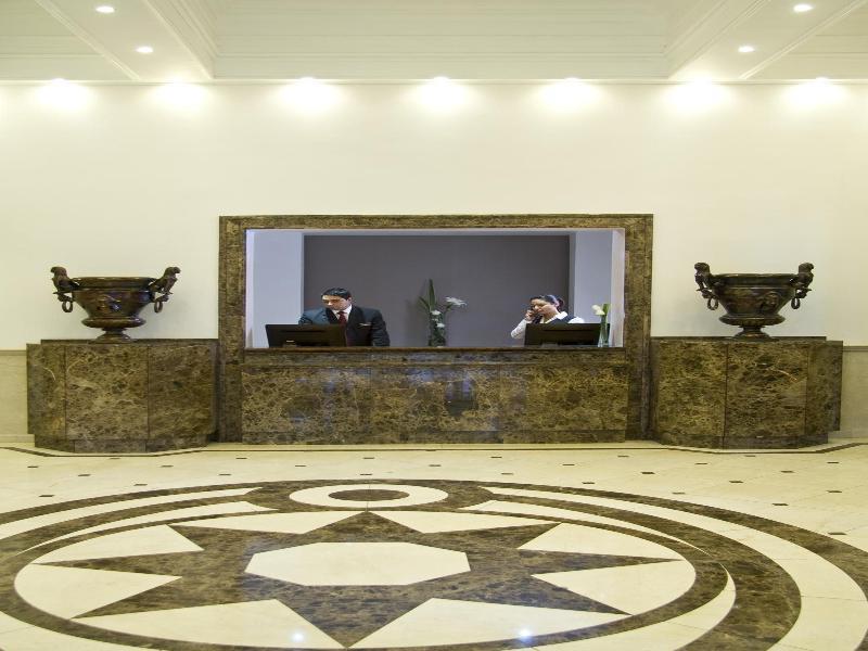 Plaza El Bosque San Sebastian Hotel 4*