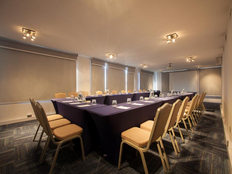 Plaza El Bosque San Sebastian Hotel 4*