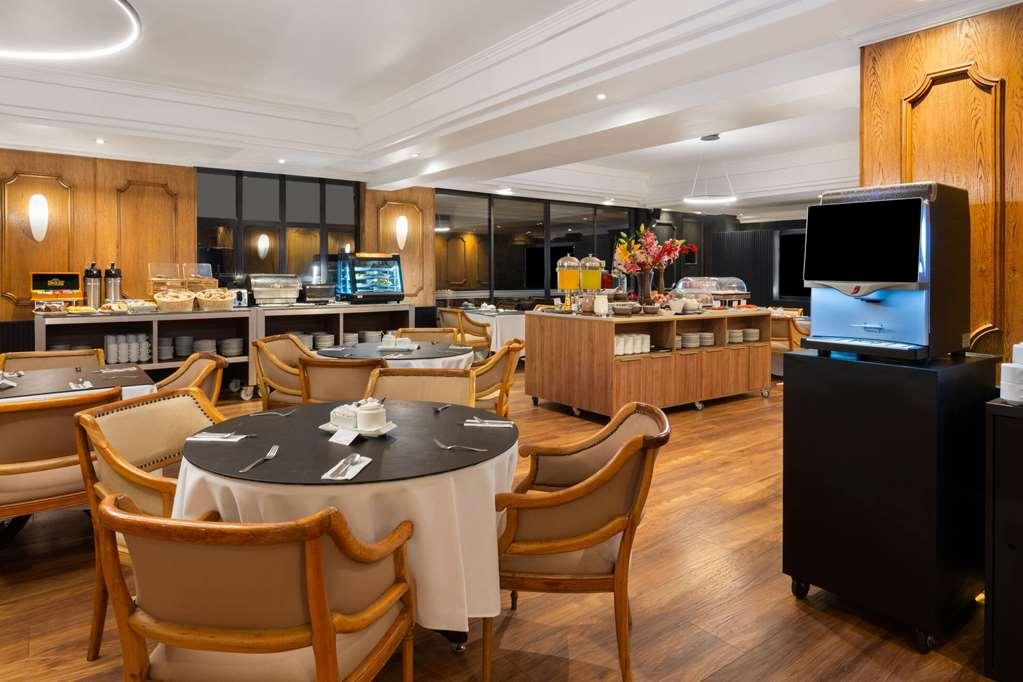 Wyndham Garden Hotel *