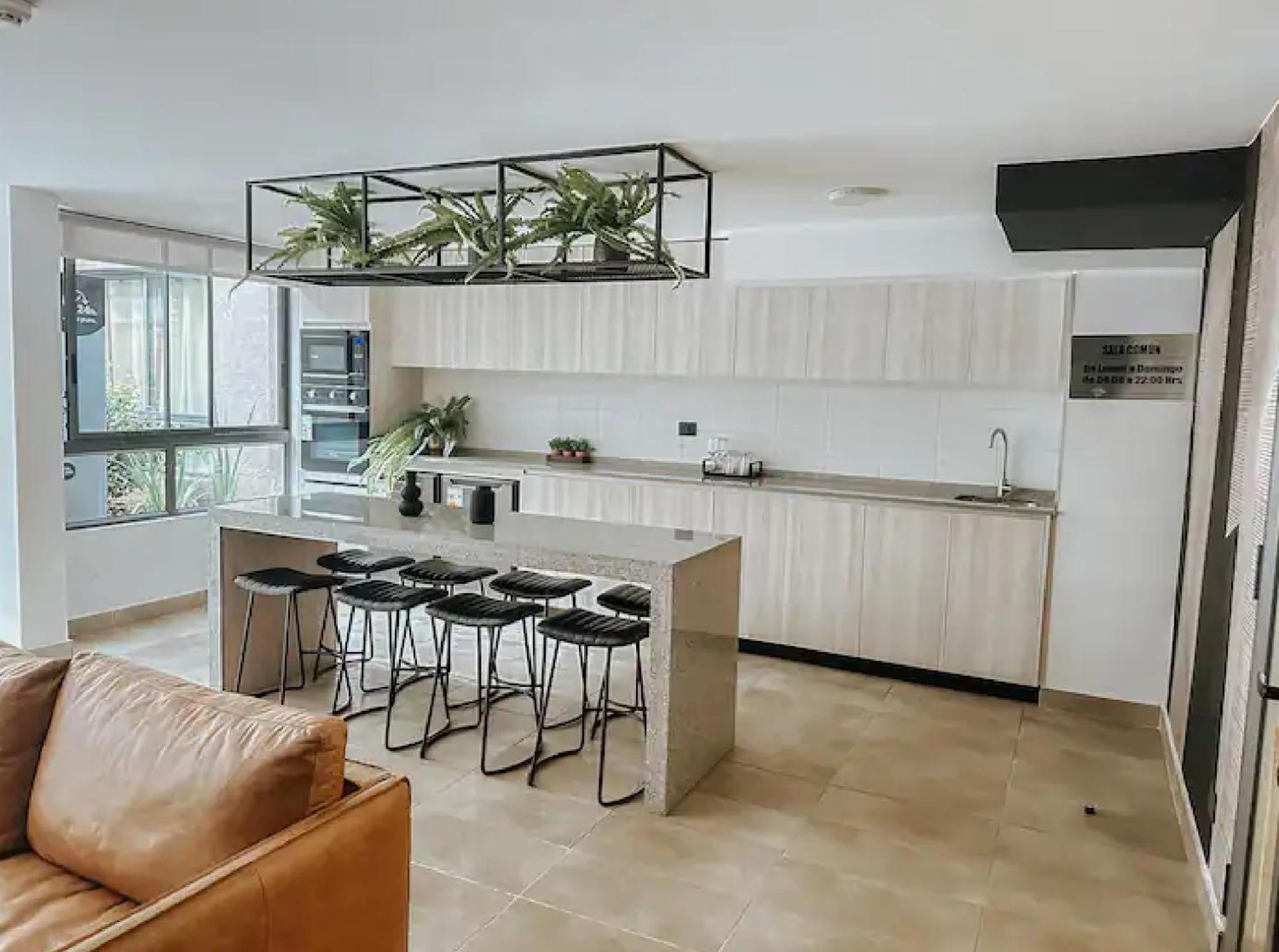 Apartment Equipado Y Actual Depto Centrico