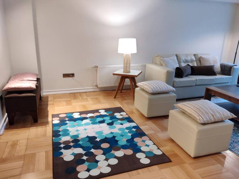 Jardin Privado Familias Y Trabajo Apartment