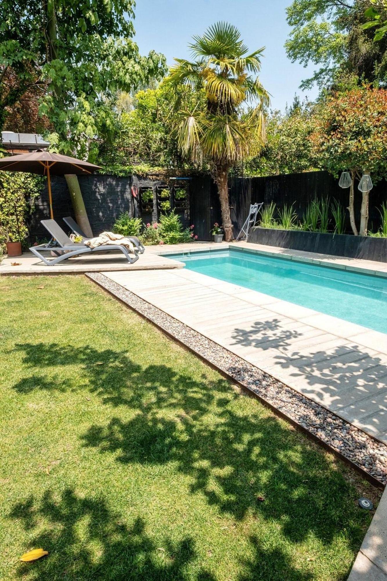 Espaciosa Casa En Sta Maria Manquehue Villa