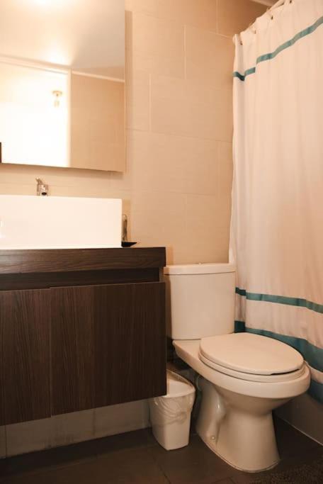 Moderno Y Comodo Departamento En Condes *