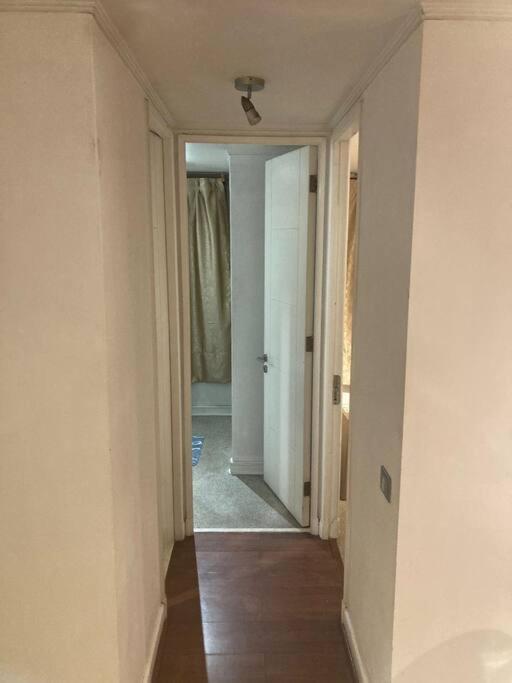 Departamento En Providencia Con Estacionamiento Căn hộ Santiago