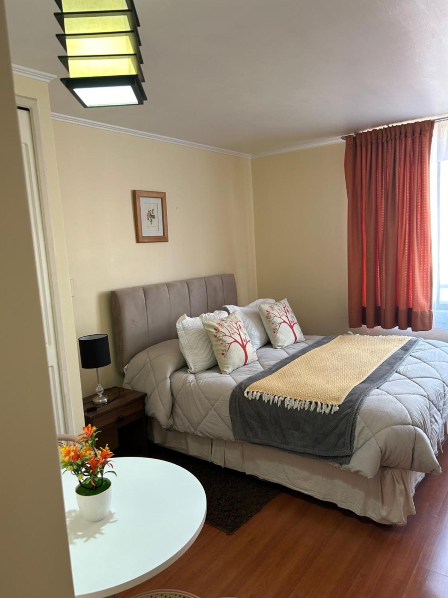 Centrik Location Encomenderos 200 * Santiago