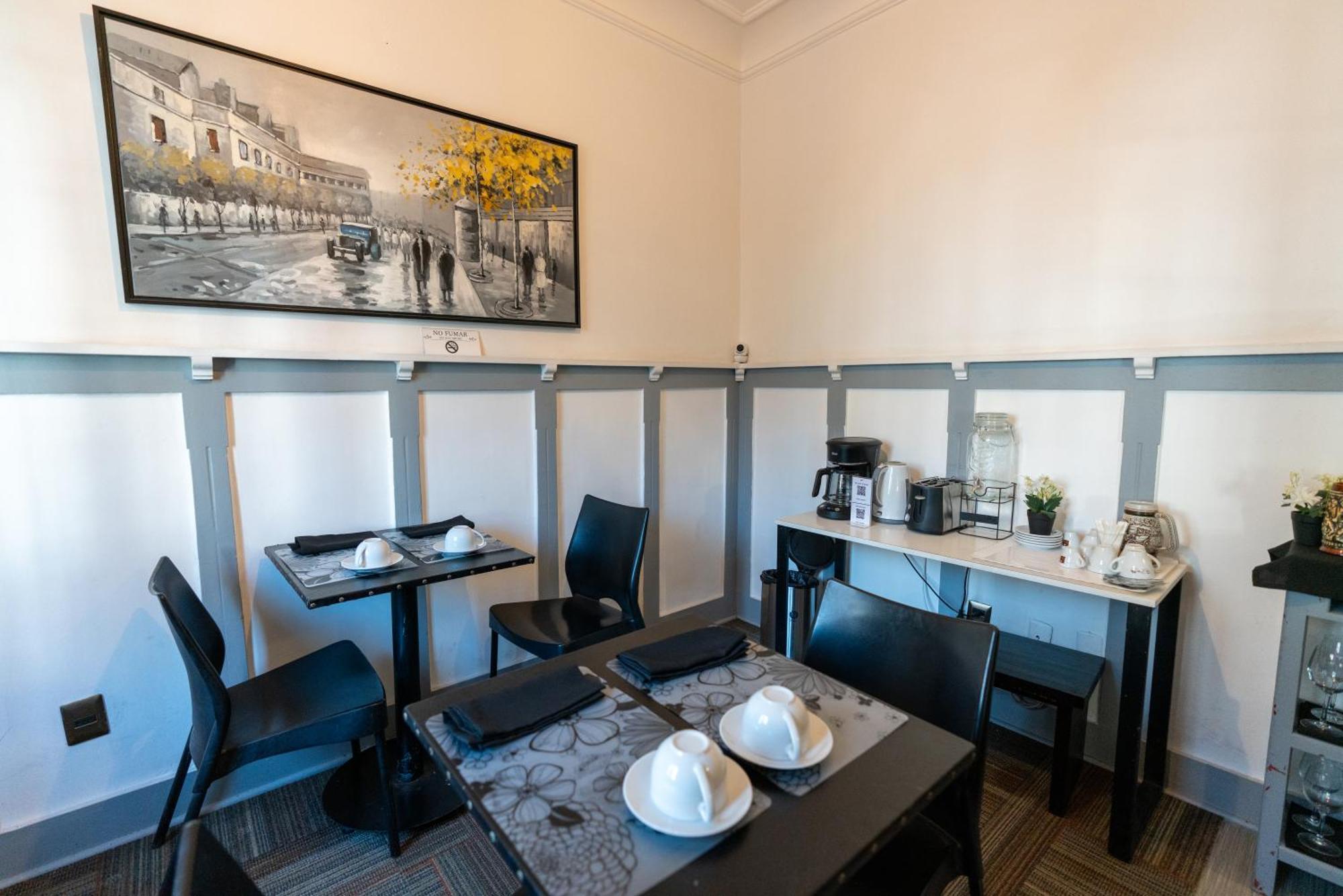 De Blasis Budget Rooms