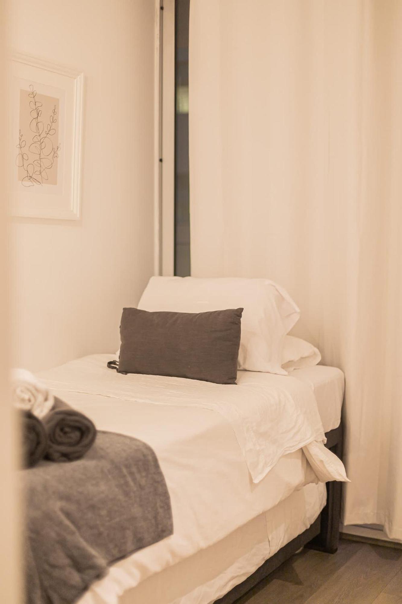 Apartment And Cozy Steps Away From Clinica Condes