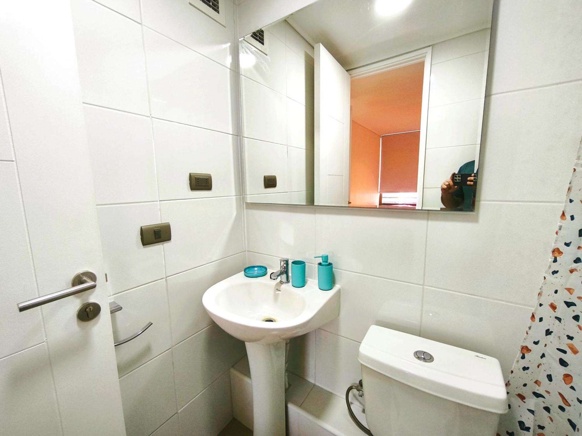 Depto A Pasos Metro Ecuador Apartment *