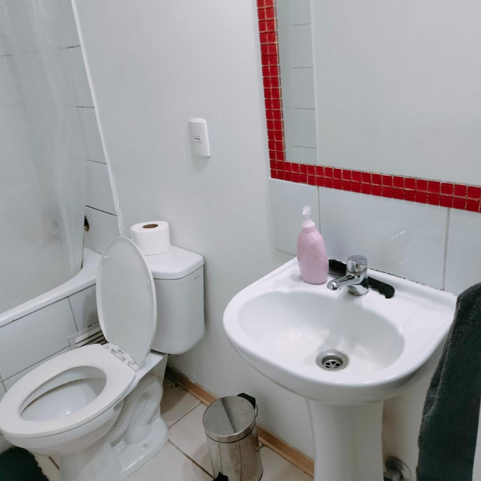 Departamento Centrico Cercano A Fantasilandia, Metro Apartamento