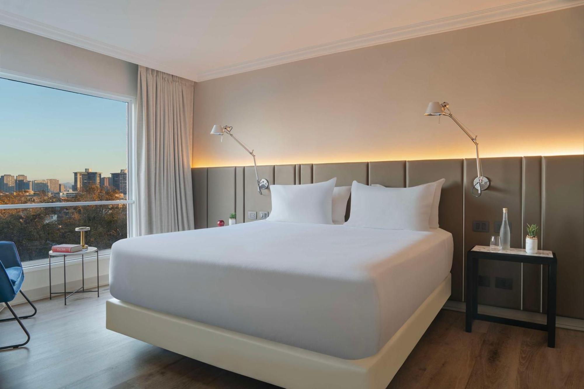 Nh Ciudad De 4* Santiago