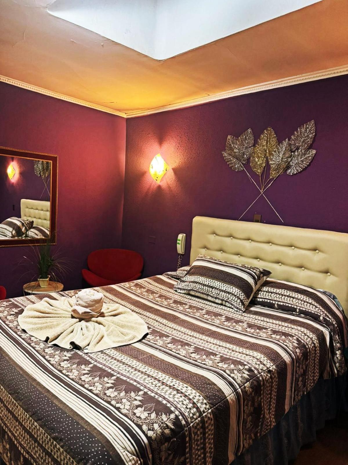 Love hotel Toesca, Cercano A Movistar Arena Santiago
