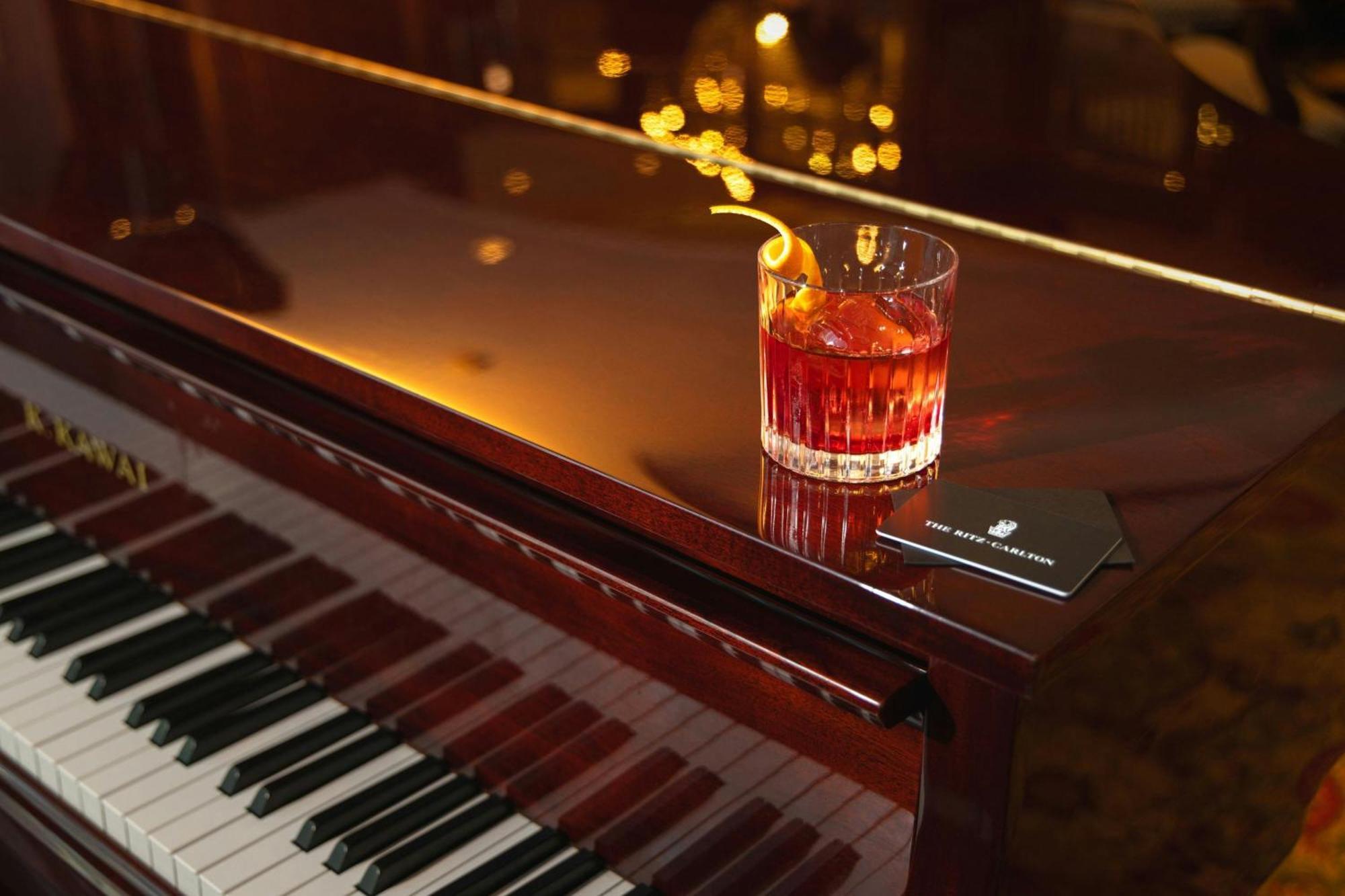 Hotel The Ritz-carlton,
