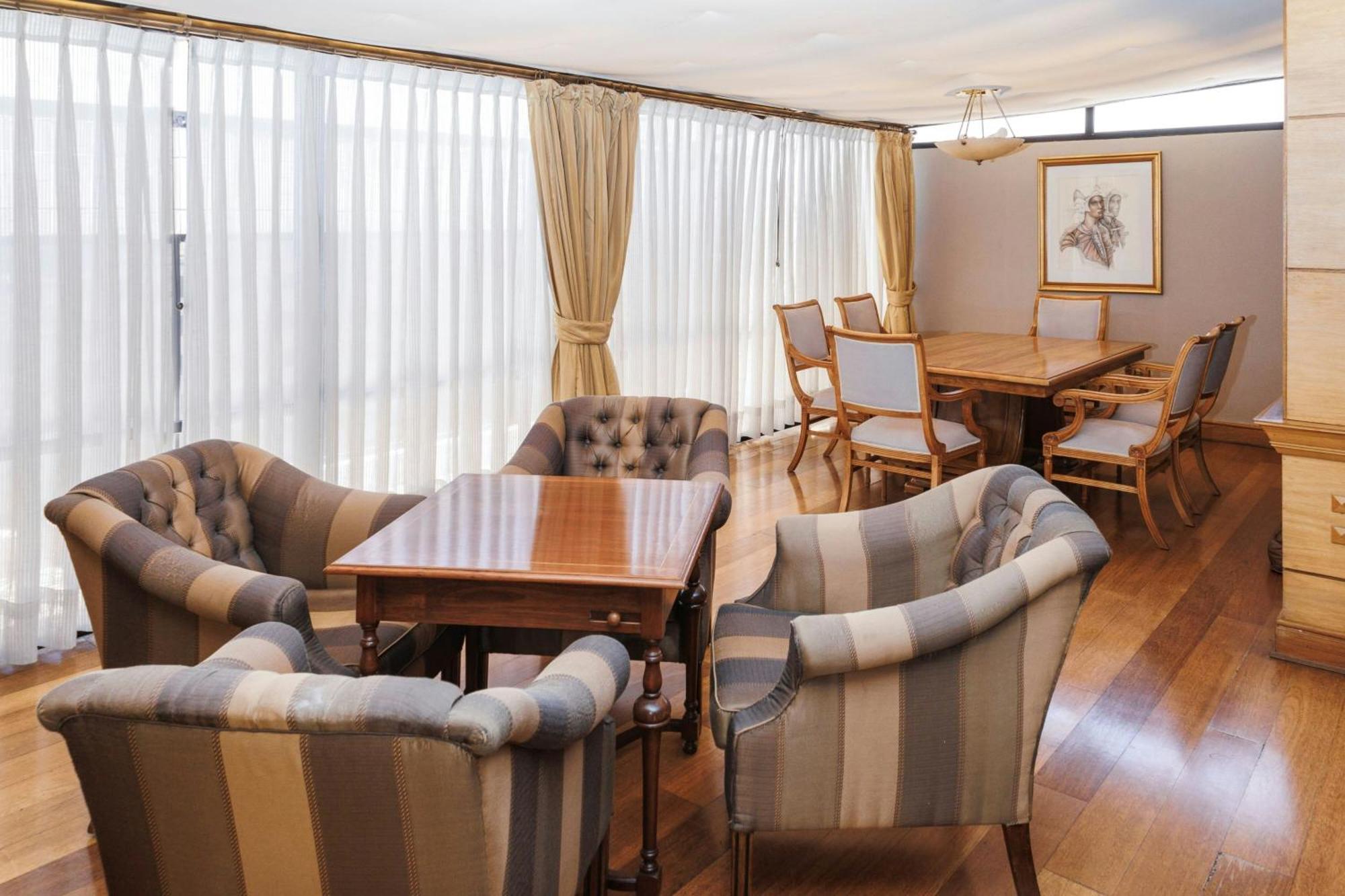 Hotel Plaza 5*