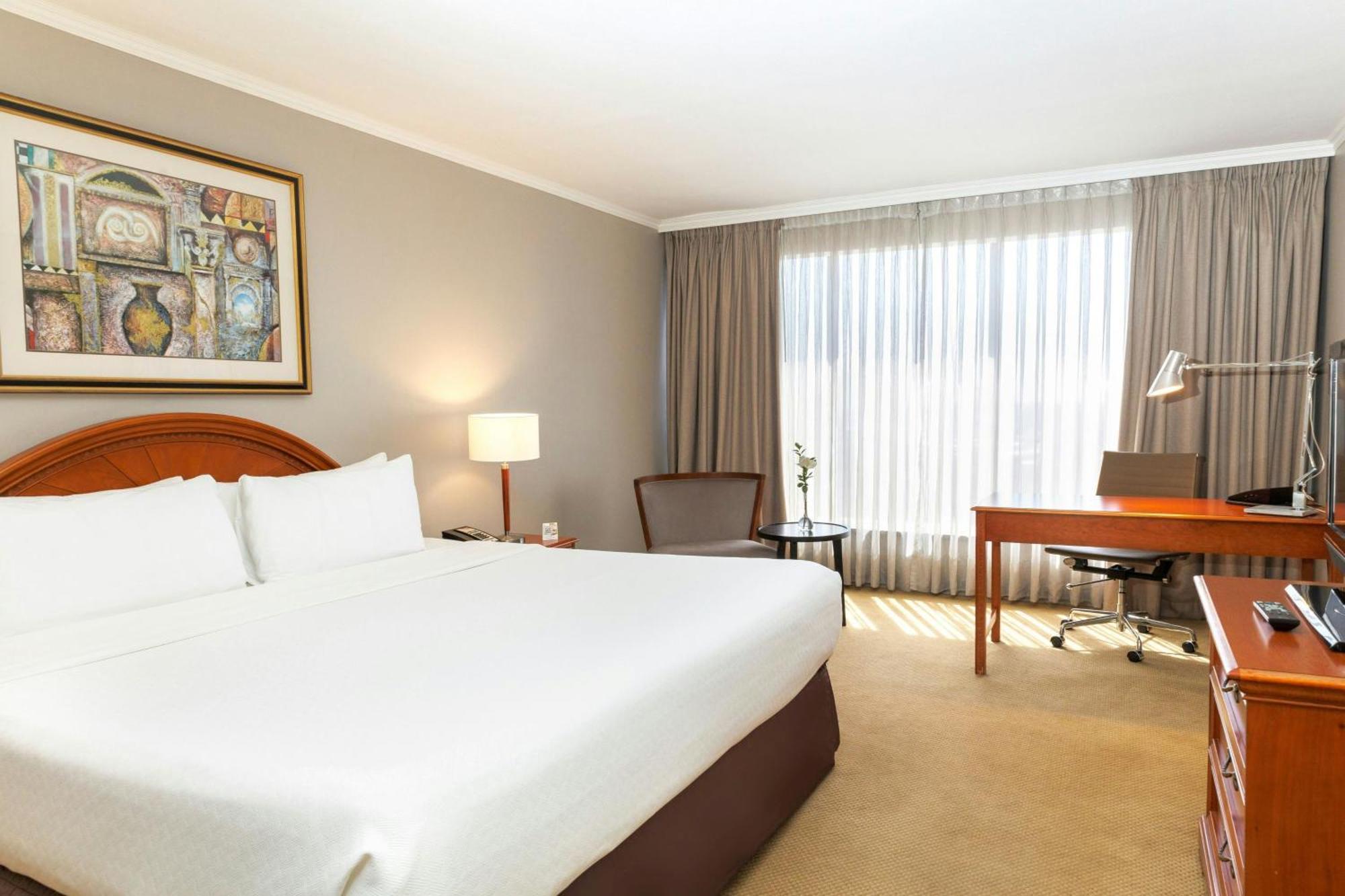 Plaza Hotel 5*