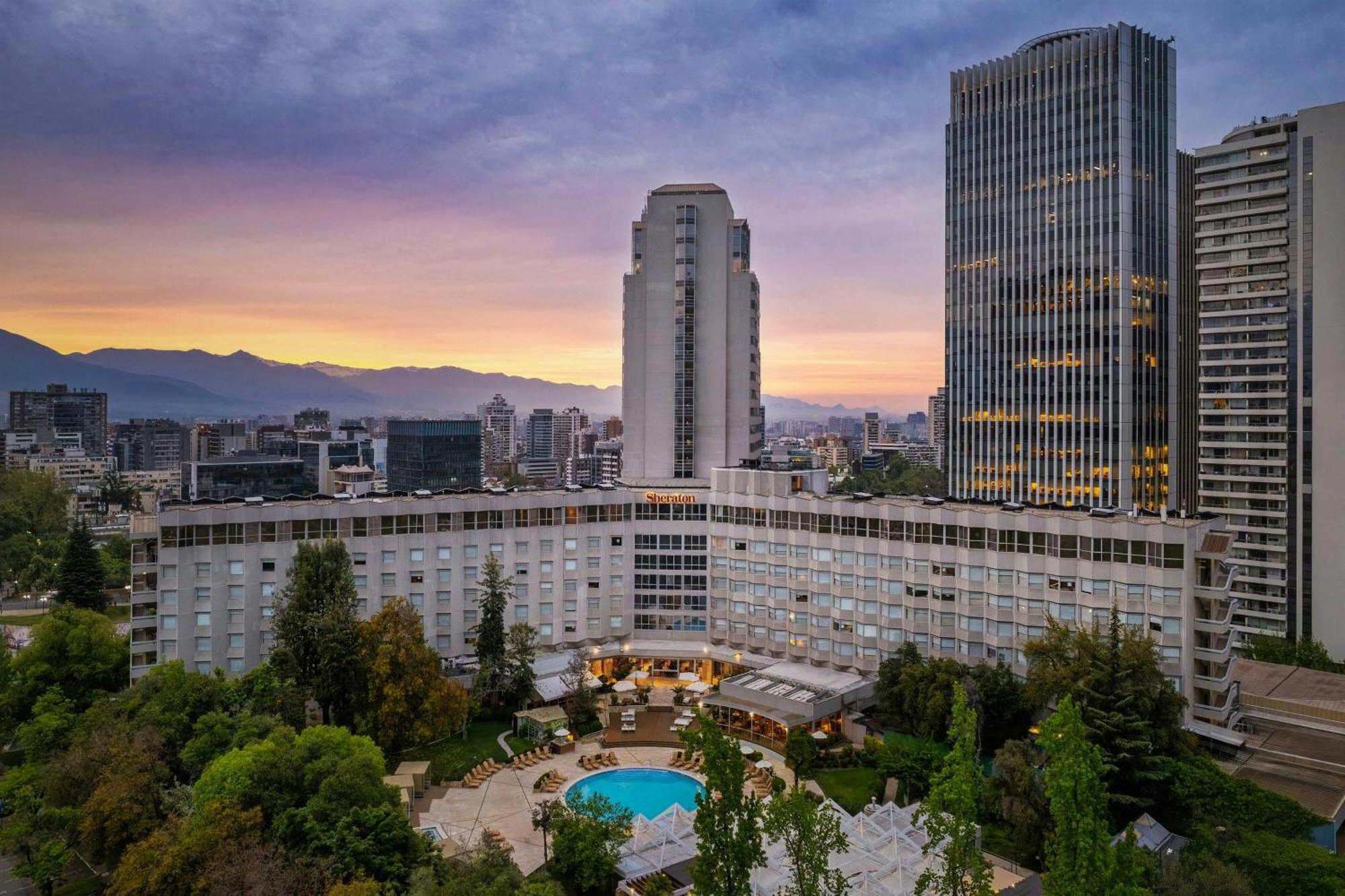Sheraton & Convention Center 5* Santiago