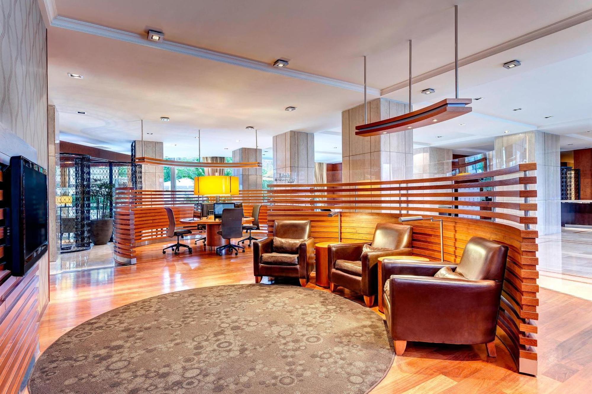Sheraton & Convention Center 5* Santiago