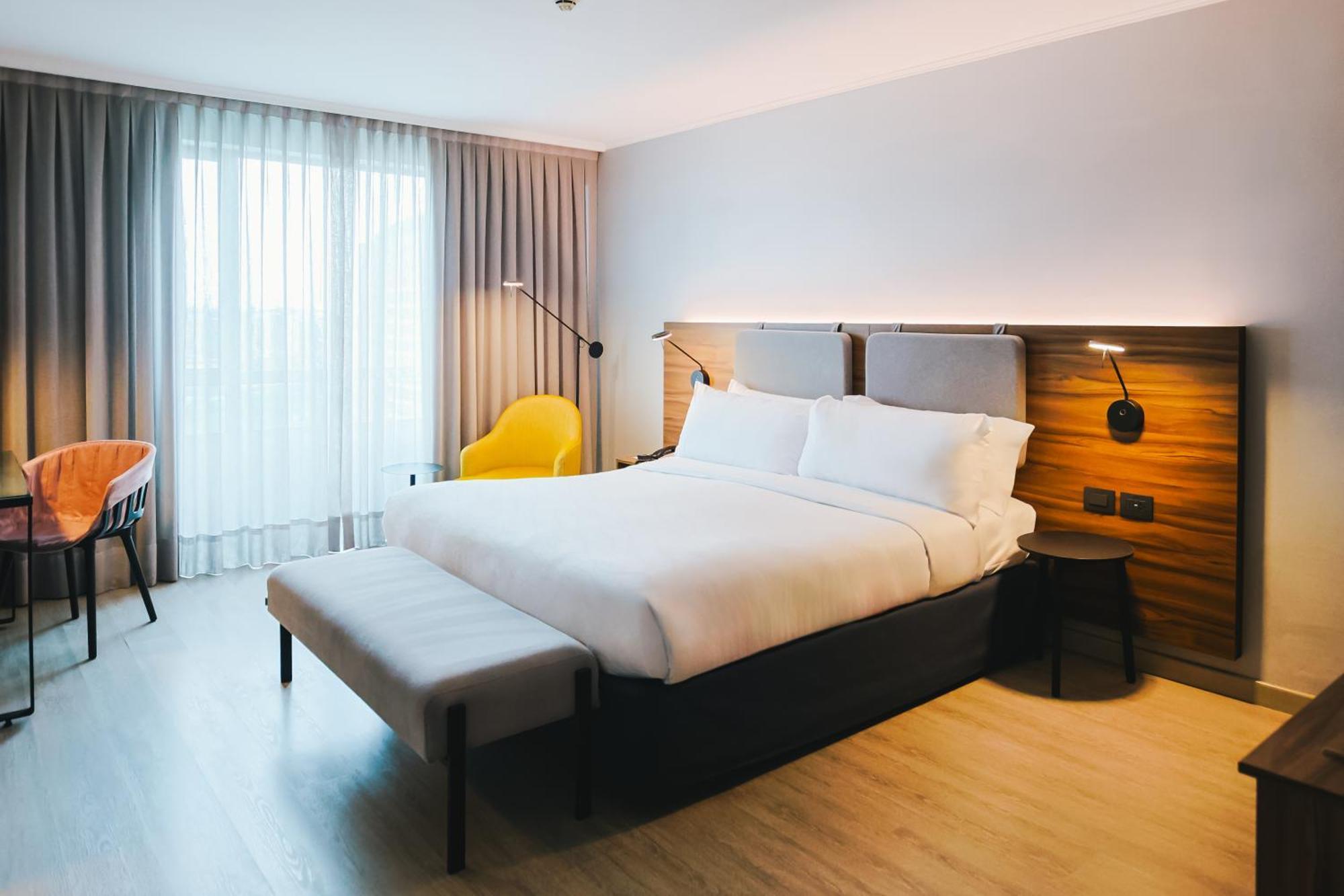 Khách sạn Novotel Condes