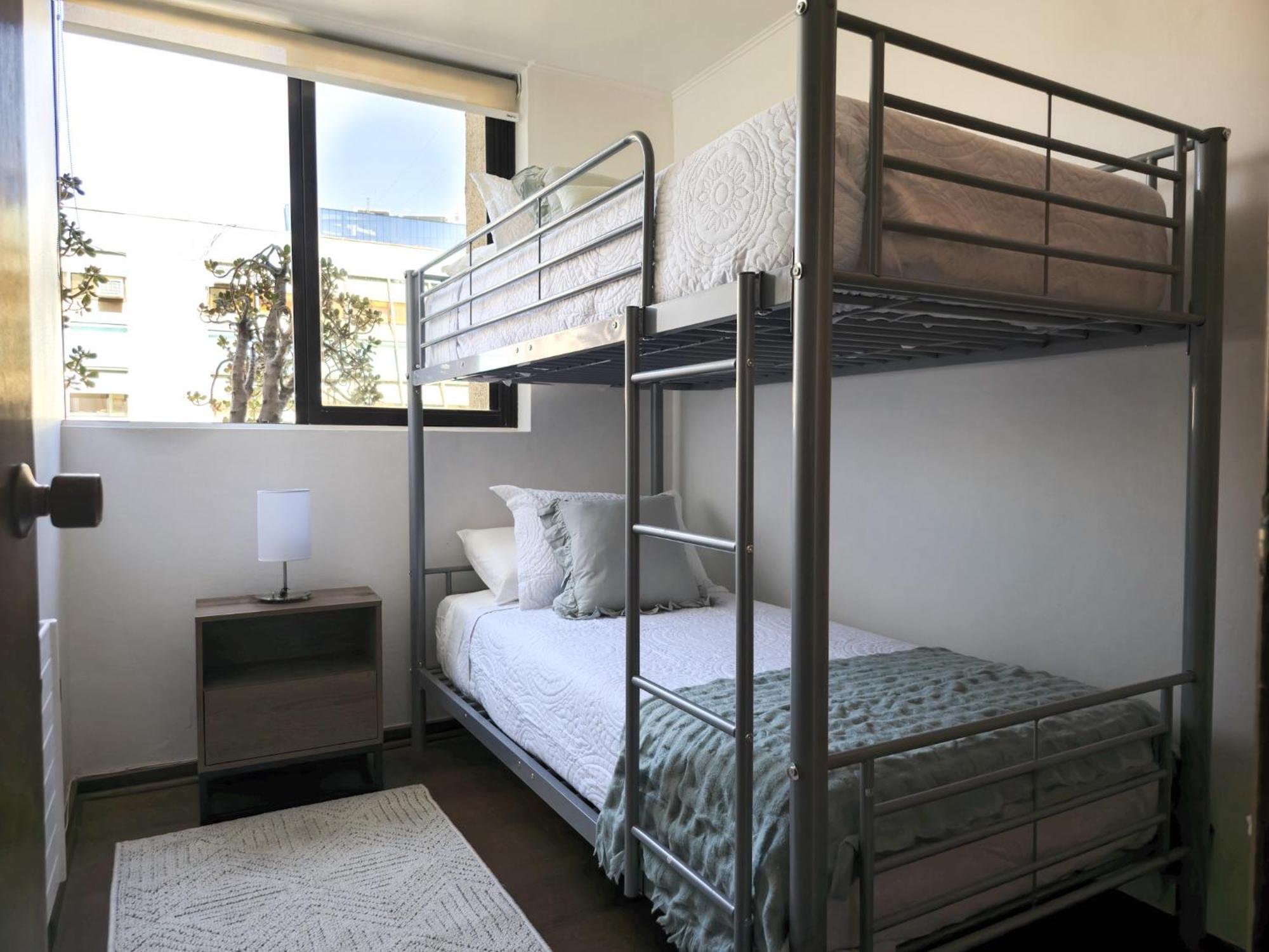Apartamento Amplio Dpto A Pasos Del Costanera Center Y Mut En Condes *