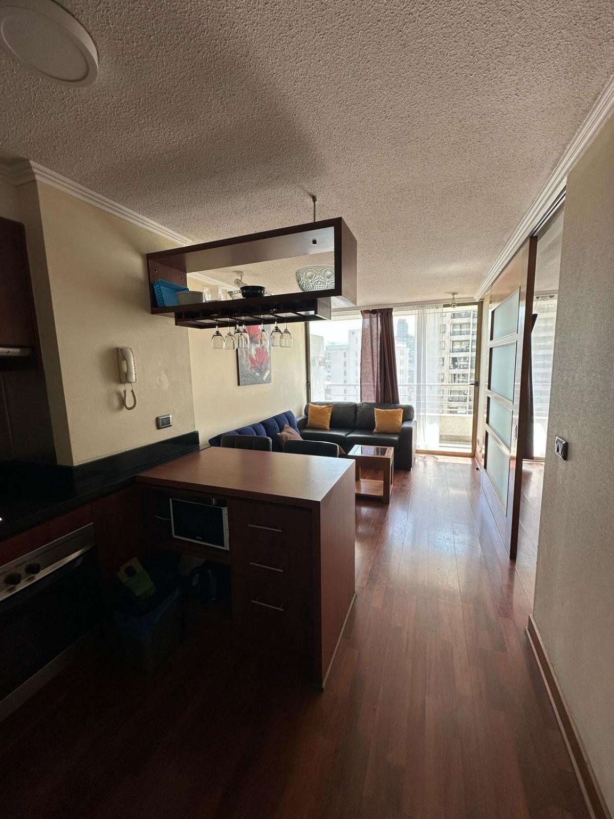 Skyline Apartment *