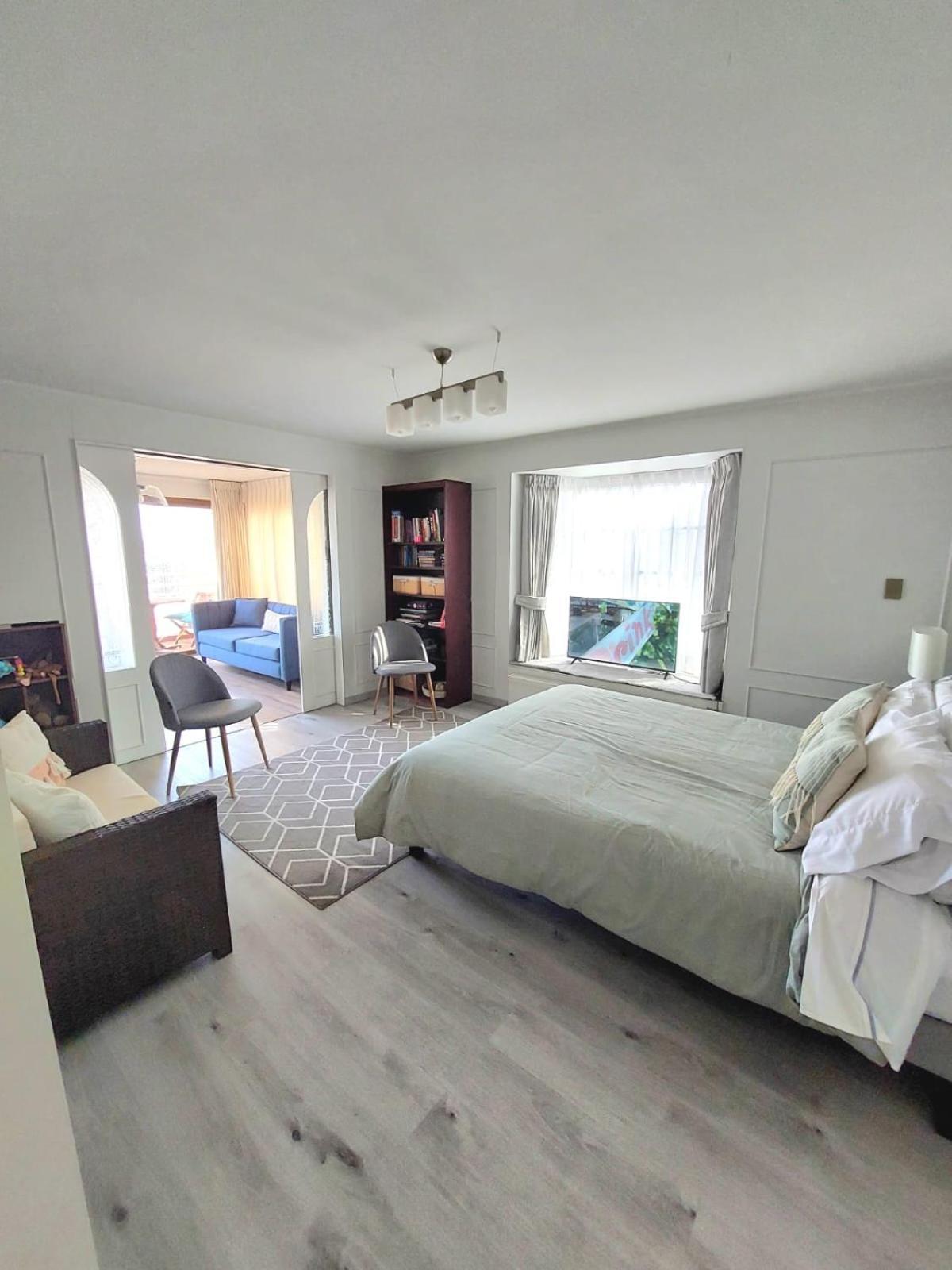 Hermoso Depto En Condes Parque Arauco, 10 Personas Apartment Santiago