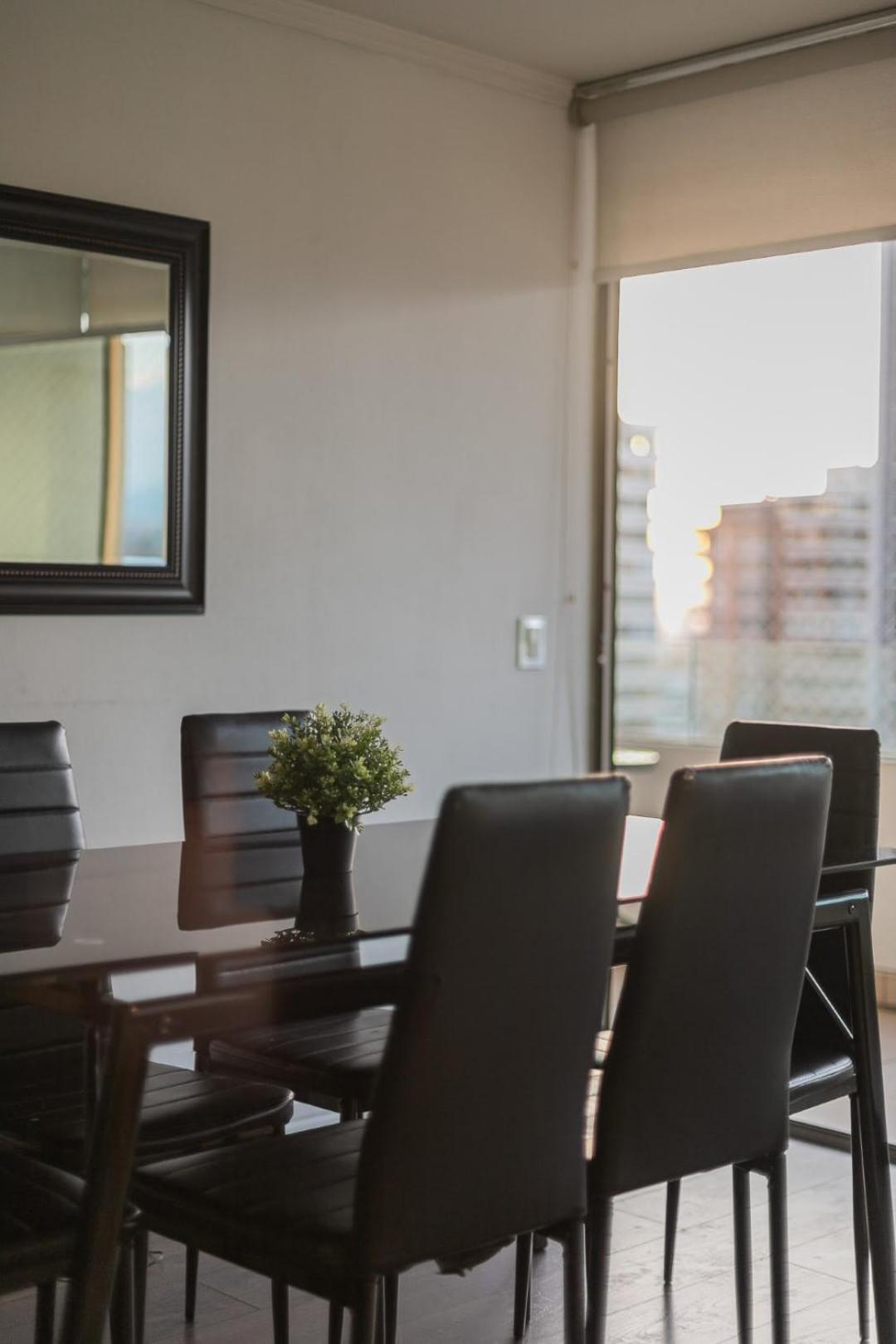 Spacious Steps Away From Parque Arauco Apartment *