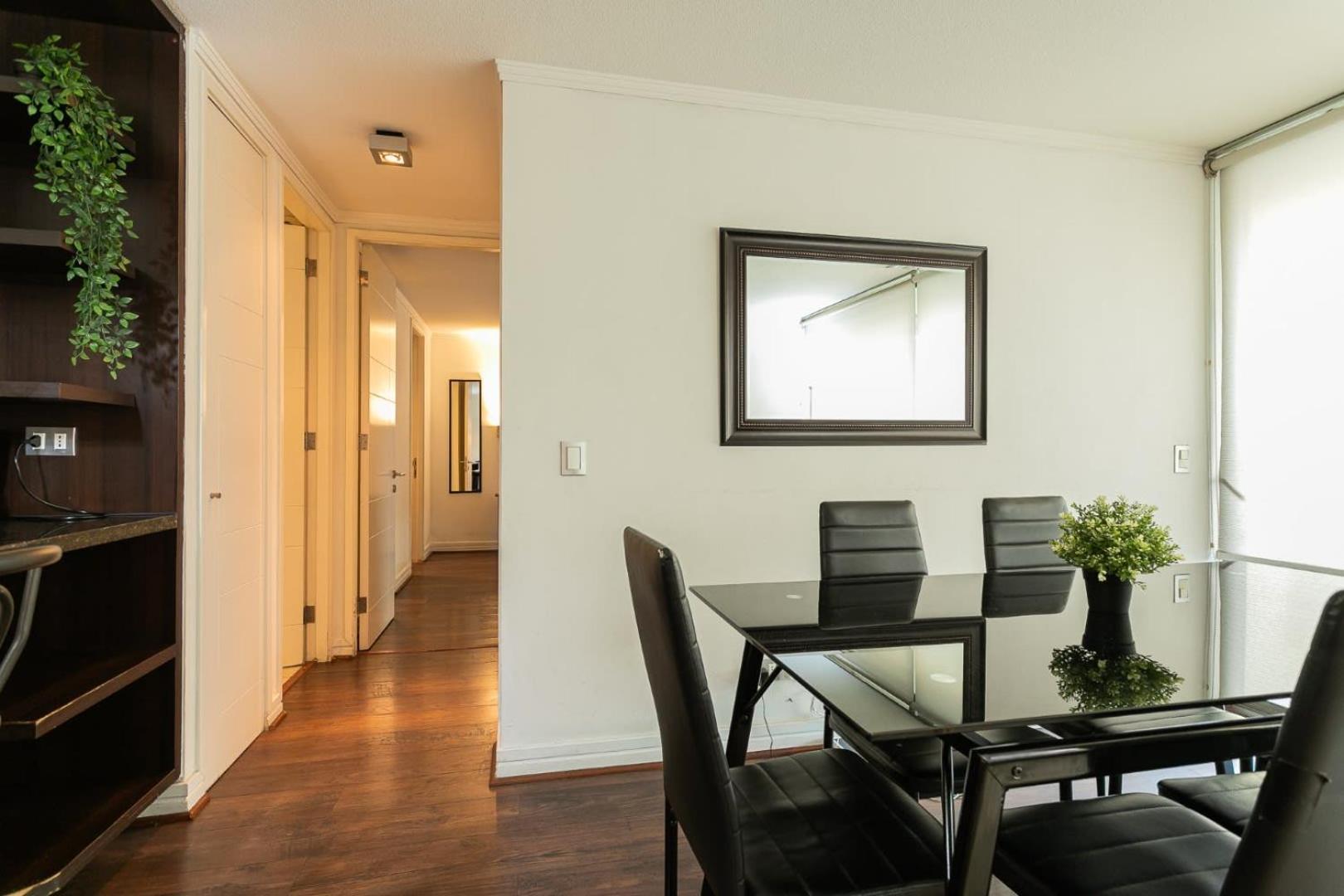 Apartment Spacious Steps Away From Parque Arauco Santiago