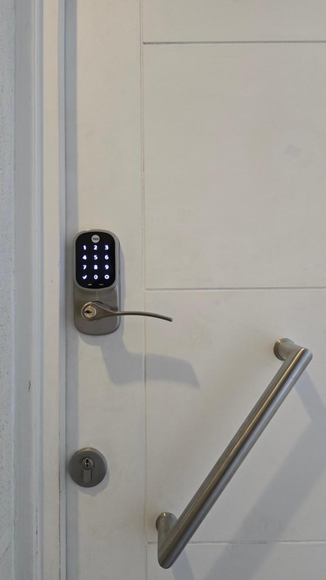 Comodo Departamento Cerca De Aeropuerto *